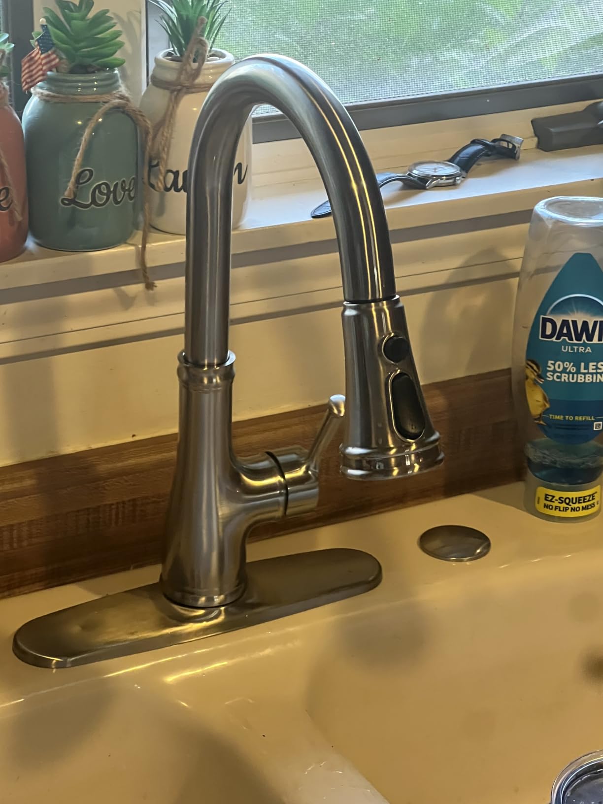 WEWE Kitchen Faucet with Soap Dispenser, Brushed Nickel Pull-Down Sprayer customer photo 1