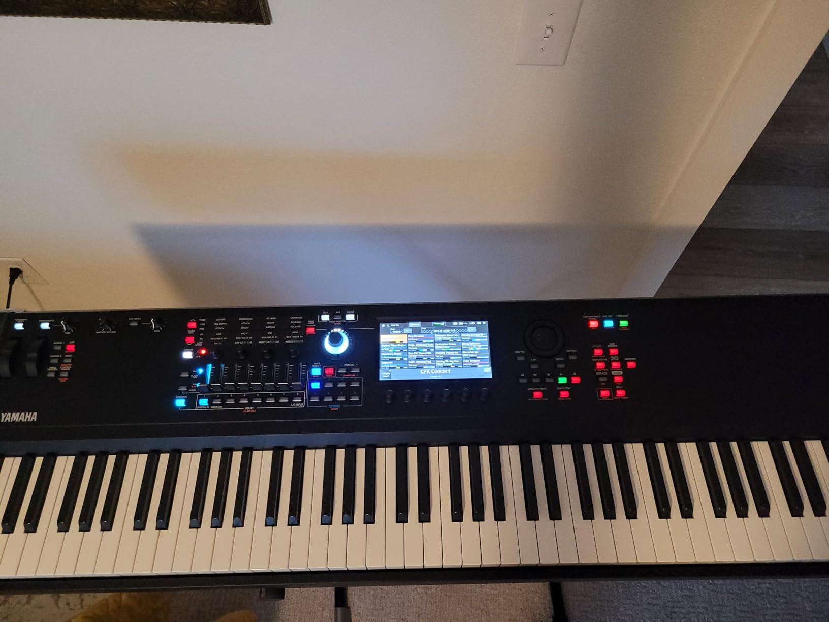 Yamaha 88-Key Music Synthesizer MODX M8 | Graded Hammer Action, Realistic Feel, Performance Focused for Next Generation Sound Exploration, Expressive Control and Optimized Workflow customer photo 2
