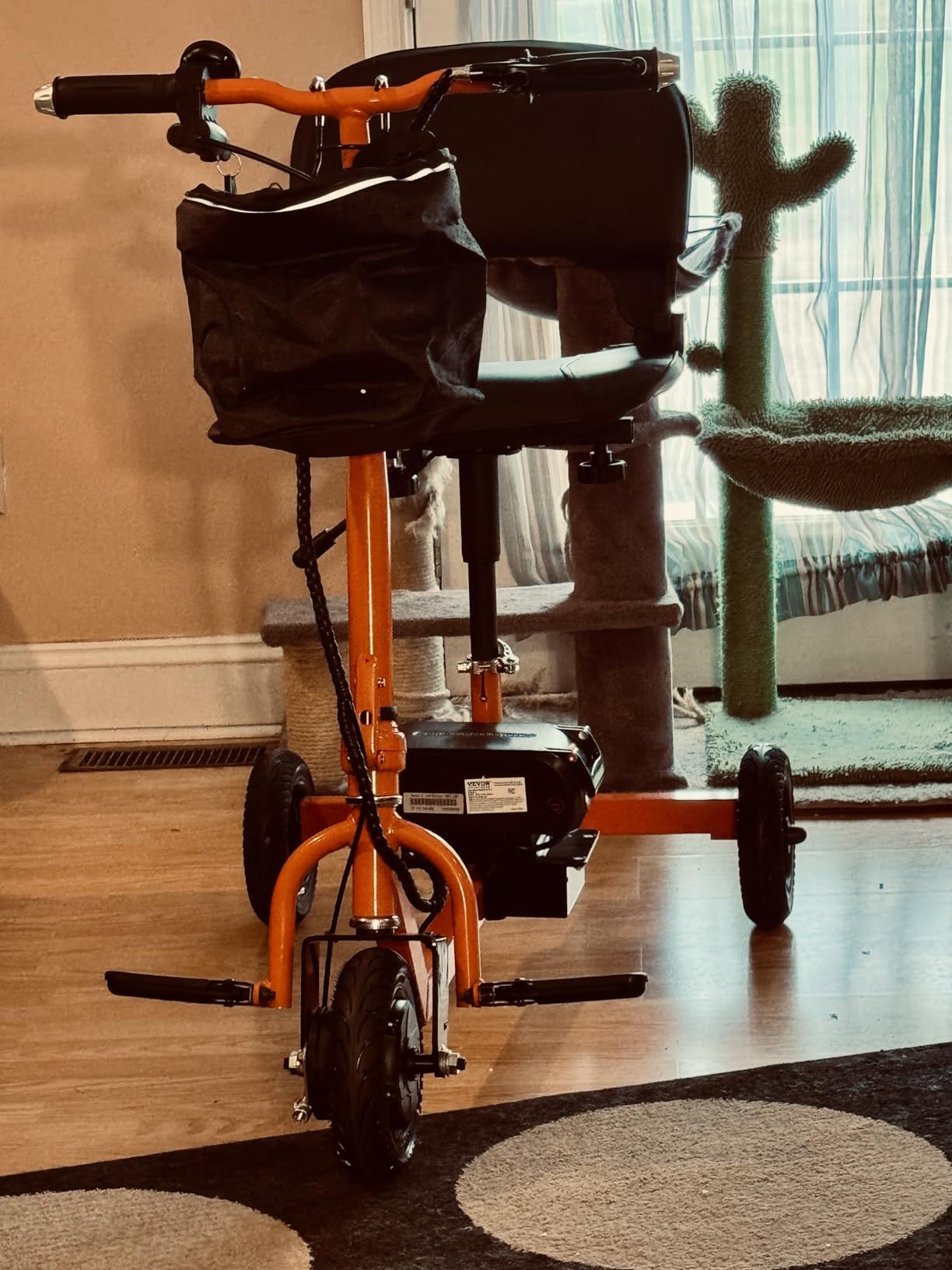 VEVOR Heavy Duty 4-Wheel Mobility Scooter, Powerful 1000W Brushless Motor, 500 lbs Capacity, 21.5 Miles Long Range, All Terrain Mobility Scooter with Lockable Trunk for Seniors & Adults customer photo 2