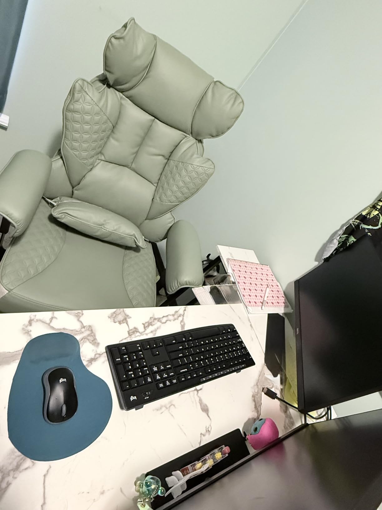 GTPLAYER Big and Tall Gaming Chair 400lbs Heavy Duty Office Chair with Footrest, High Back Pocket Spring Lumbar Support, Ergonomic Wide Comfy Seated Cushion for Lower Back Pain Relief, Earth-Black customer photo 2