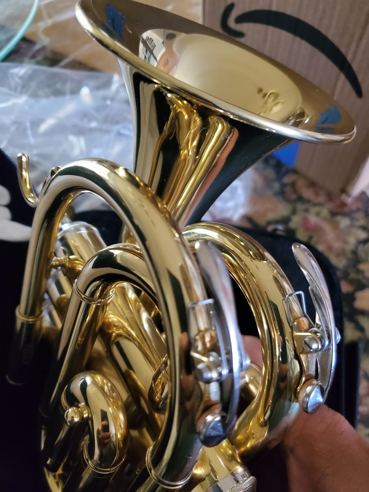 SONICAKE Pocket Trumpet Bb Flat - Gold Lacquer Brass Mini Trumpet Full Kit for Beginners Students with 7C Mouthpiece, Hard Case, Gloves & Cleaning Kit QPT-01 (Golden) customer photo 2