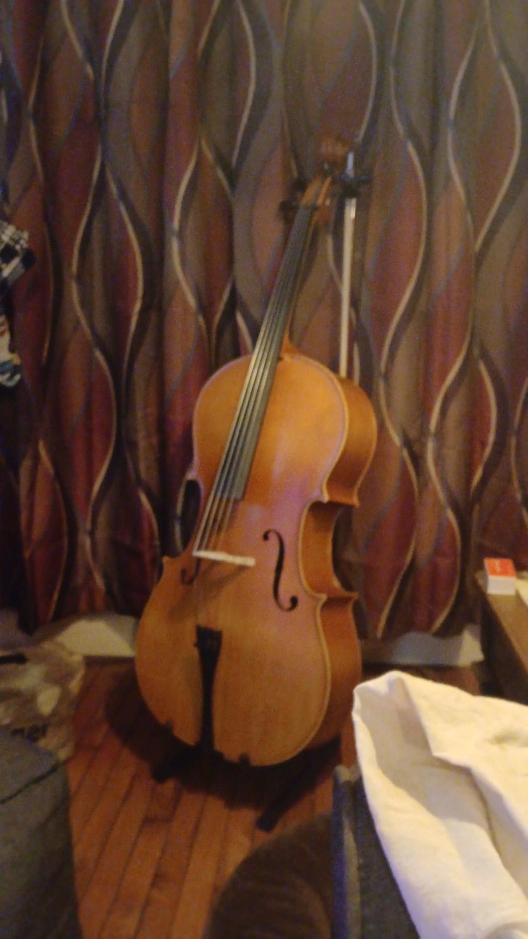 Ktaxon Full Size Cello, 4/4 Solid Wood Acoustic Cello | Sturdy Stand, Portable Bag, Premium Rosin and Extra String, Full Equipment for Intermediate Players (Varnish) customer photo 1