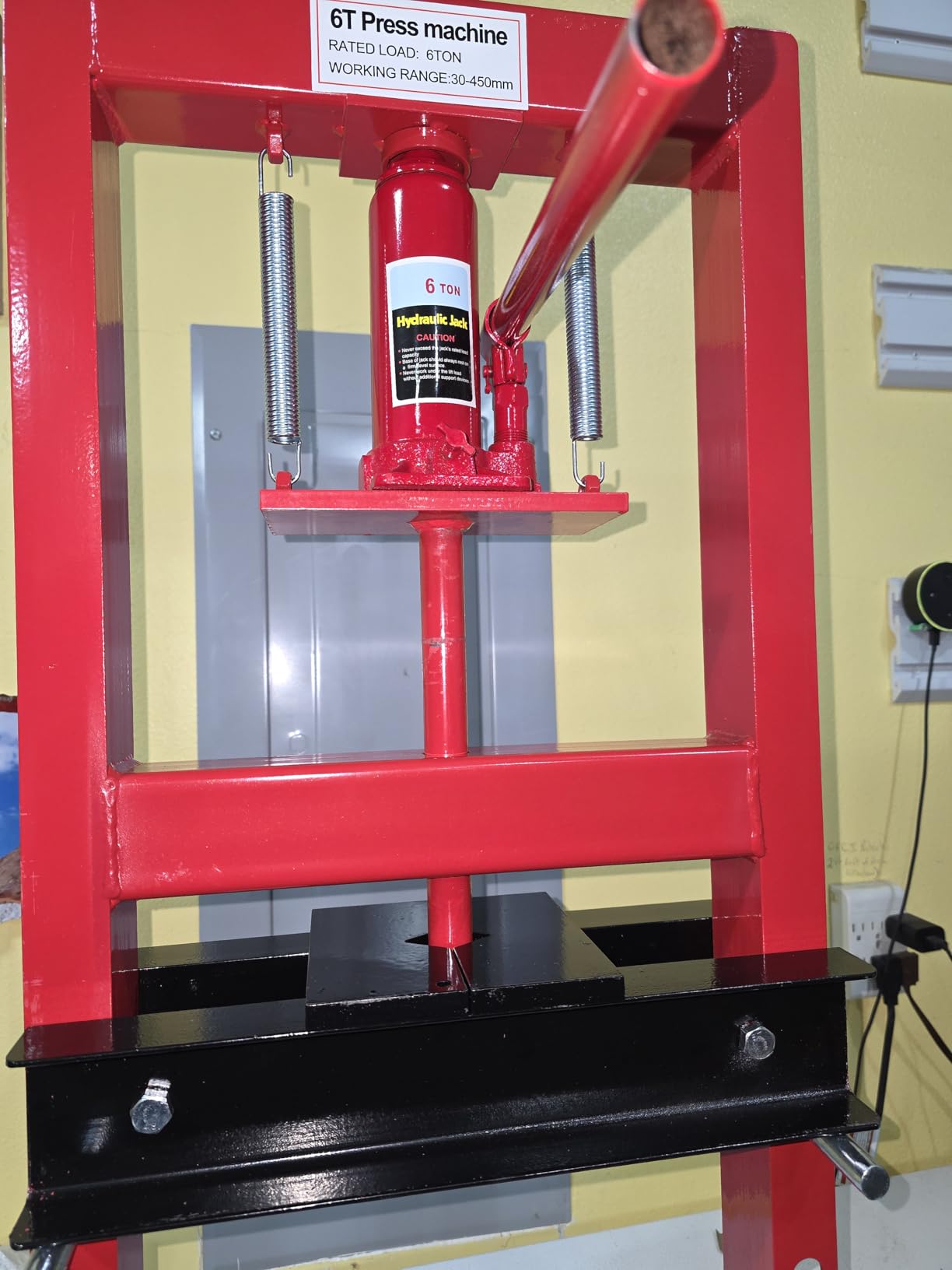 GarveeTech 6 Ton Hydraulic Shop Press, H-Frame, 4-Hold Adjustable Height, with Movable Plates and Dust Cover, for Garage or Professional Users, Red customer photo 1