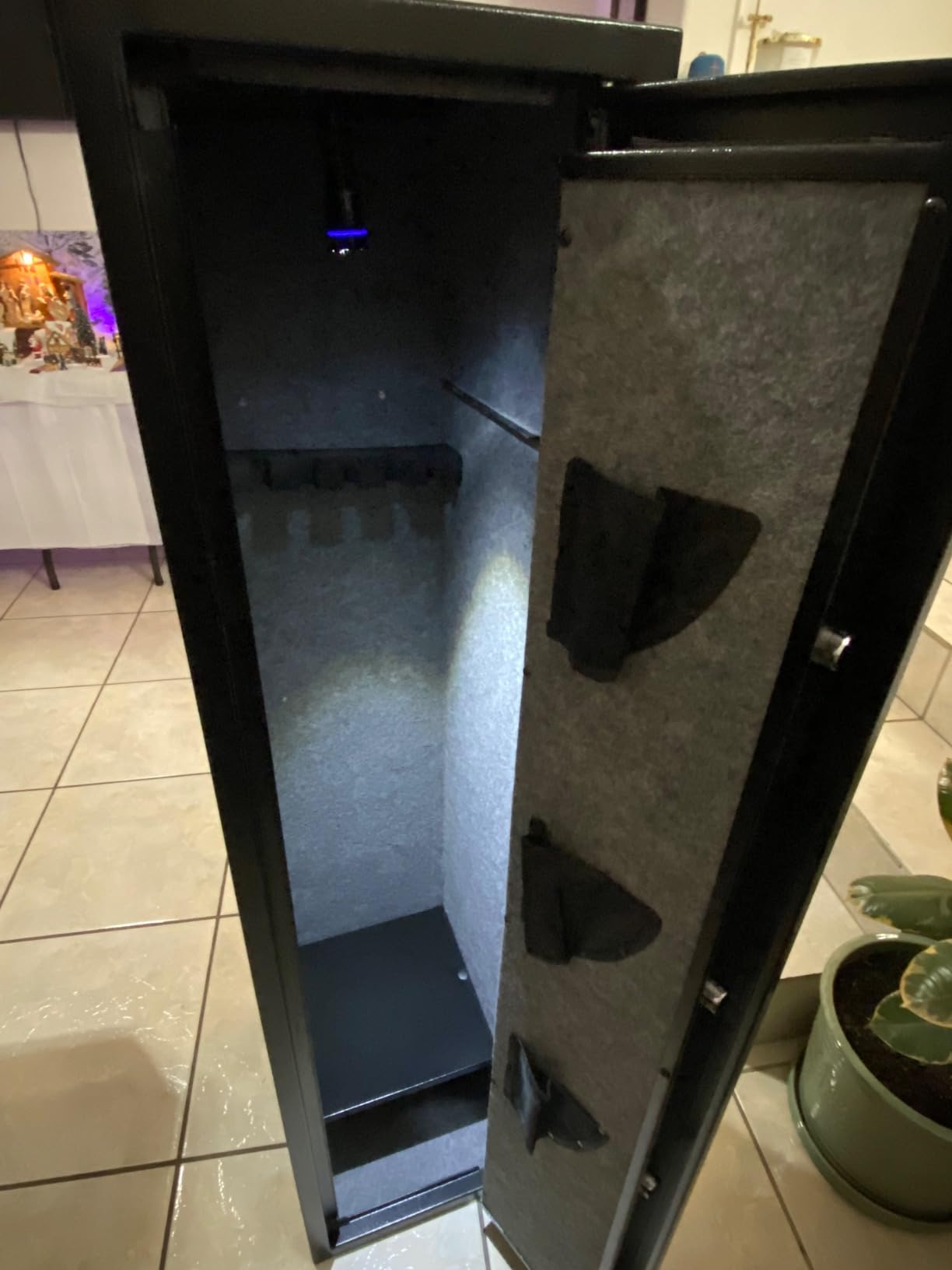 KAER 25 Gun Safe Biometric - Assembled Gun Safe for Rifles and Pistols, Long Rifles Safe Large Gun Cabinet for Shotguns with Digital Keypad/Removable Gun Racks/Pistol Pockets/LED Sensor Light customer photo 1