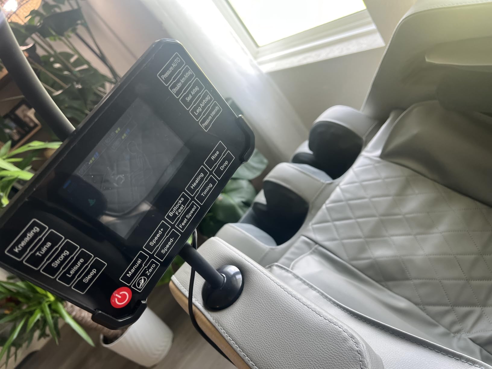 Massage Chair Full Body 14 Fixed Roller Zero Gravity 5 Auto Modes | Zero Gravity Massage Chair with 8 Airbags, Foot Massage, Heating, Phone Controller, Bluetooth Speaker, Nightlights for Home customer photo 1