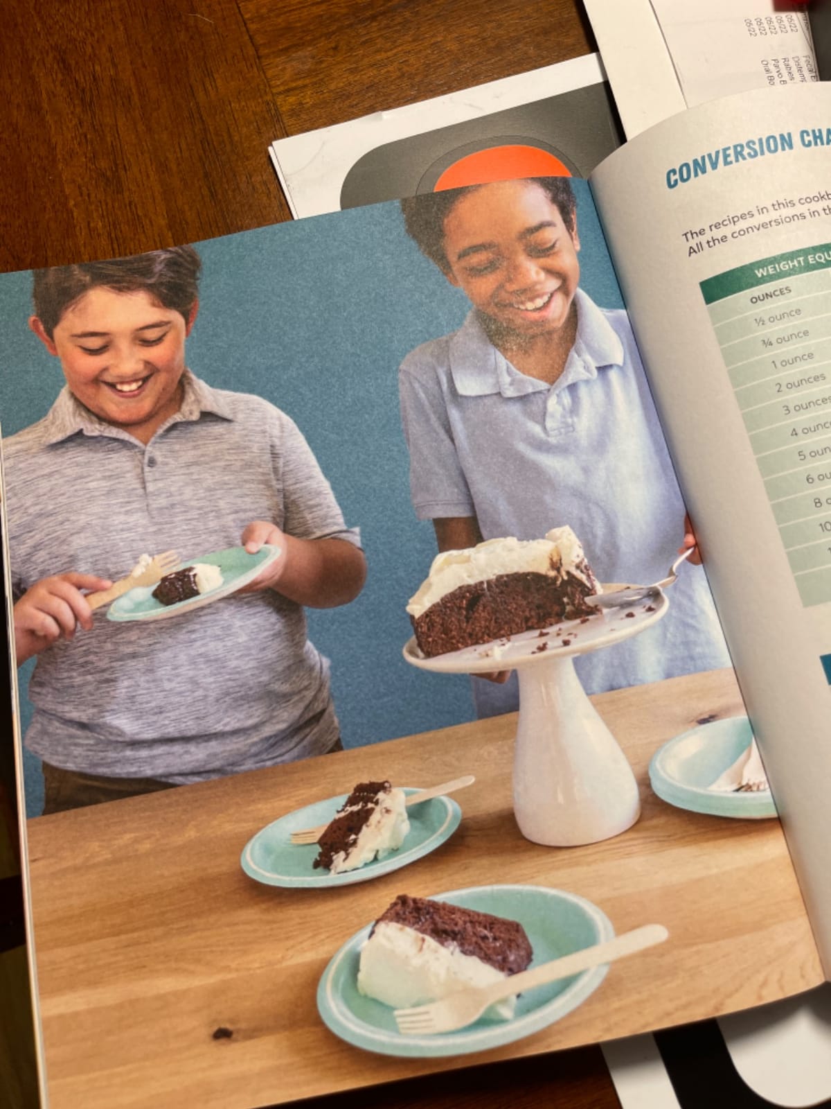 Bake Up! Kids Cookbook: Go from Beginner to Pro with Recipes and Essential Techniques customer photo 1