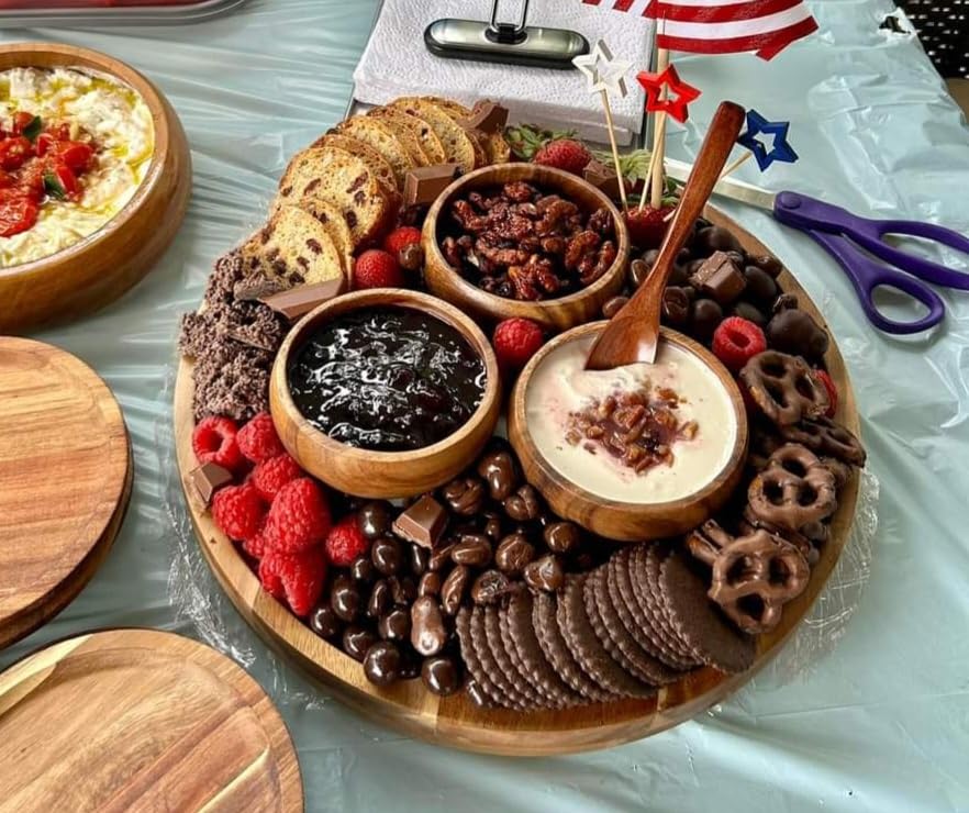 The Wine and Cheese Board Deck: 50 Pairings to Sip and Savor: Cards customer photo 1