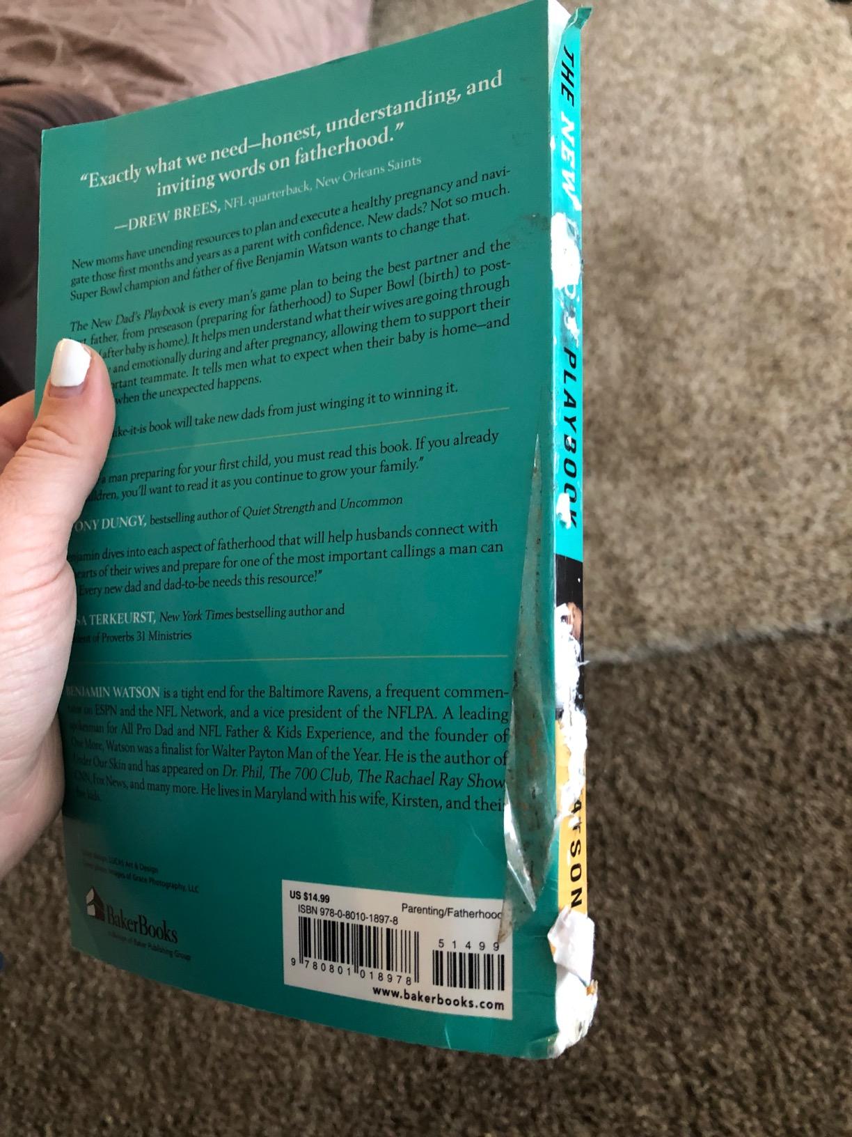 The New Dad's Playbook: Gearing Up for the Biggest Game of Your Life – A New Dad Book, Perfect for First Time Dads and Fathers to Be customer photo 2