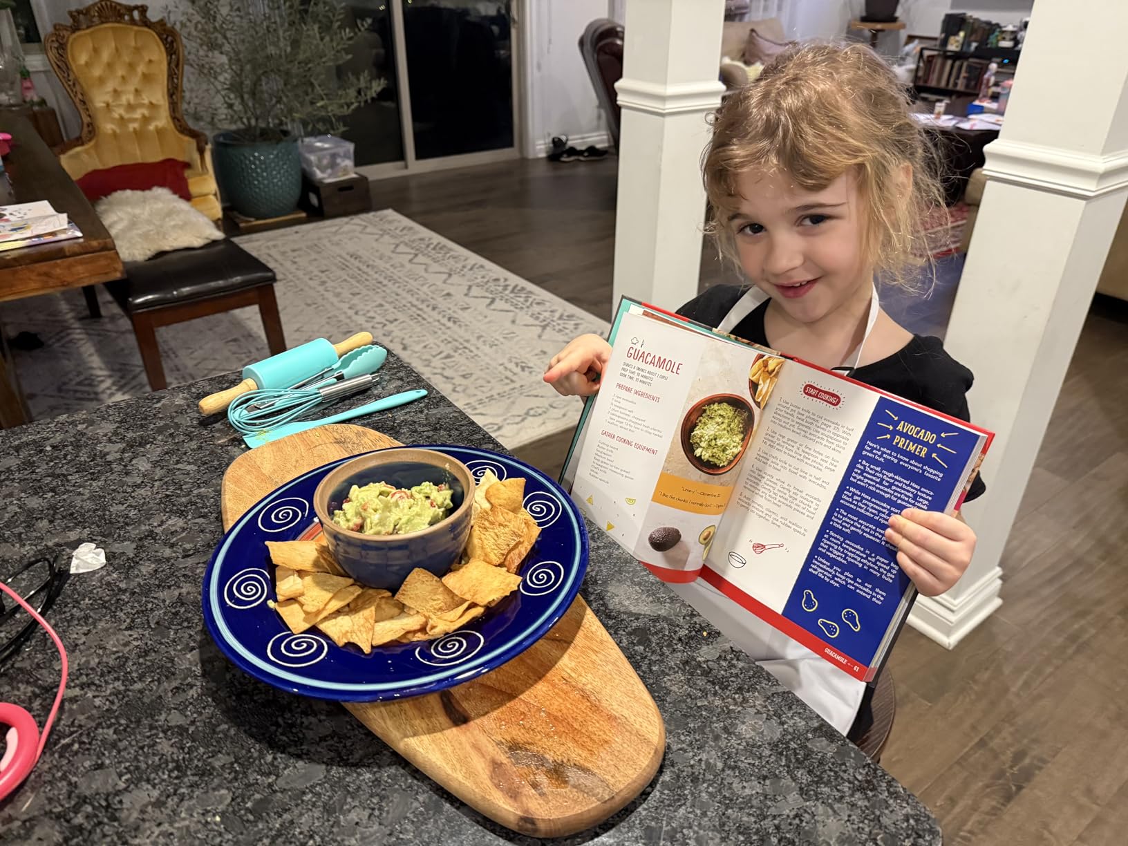 The Complete Baking Book for Young Chefs: 100+ Sweet and Savory Recipes that You'll Love to Bake, Share and Eat! customer photo 2