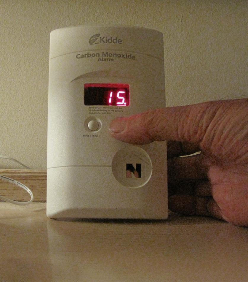 Kidde Carbon Monoxide Detector, Plug-In with 9V Battery Backup, Digital Display, 85 dB Alarm, LED Status Light Indicators, 3rd Edition customer photo 1