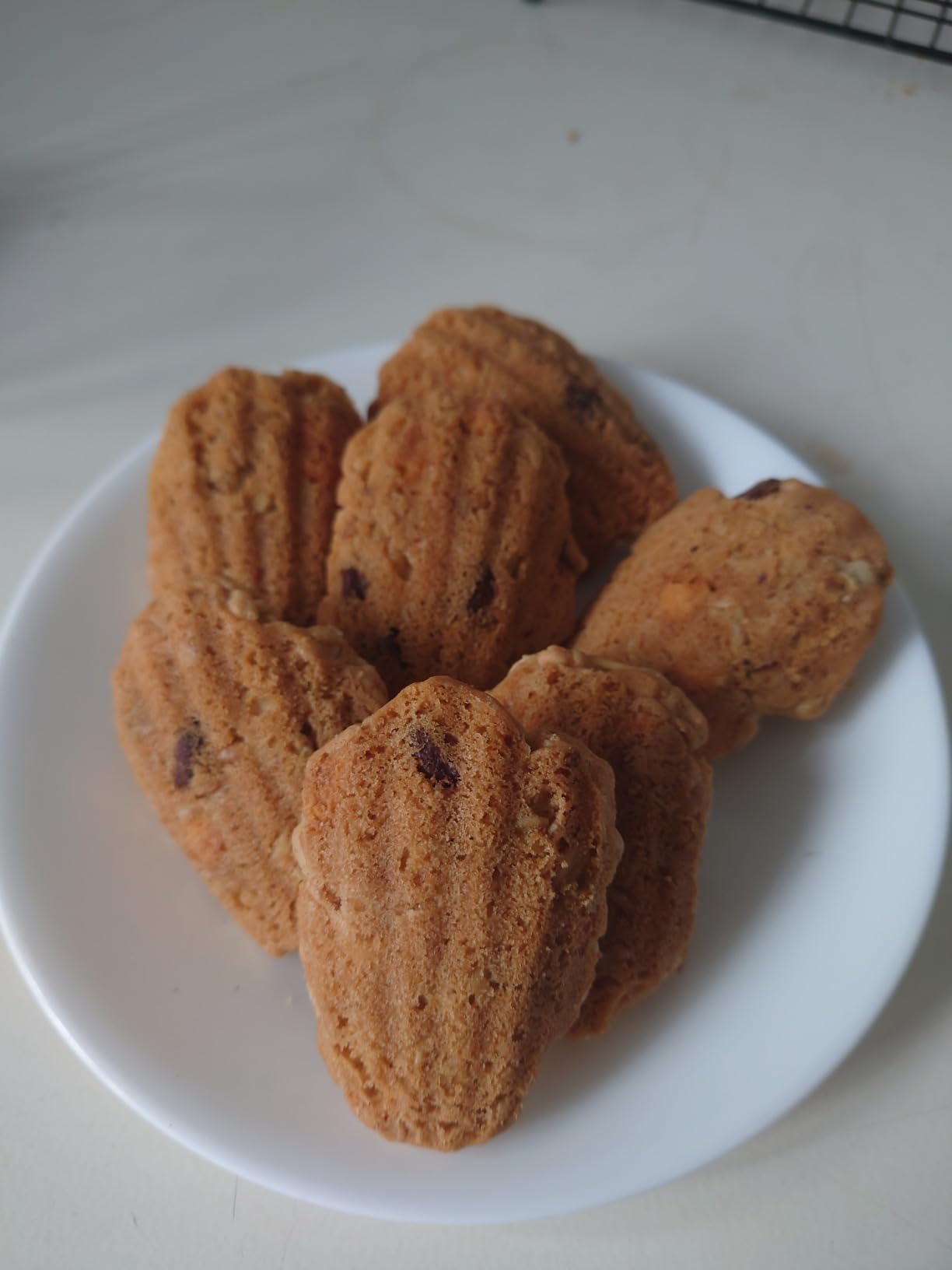 Gobel - Non-Stick Madeleine Pan, 12 Shells, 15.6 x 7.9 in customer photo 2