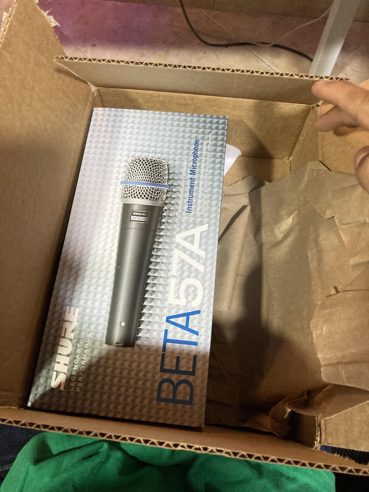 Shure BETA 57A Supercardioid Dynamic Instrument Microphone customer photo 2
