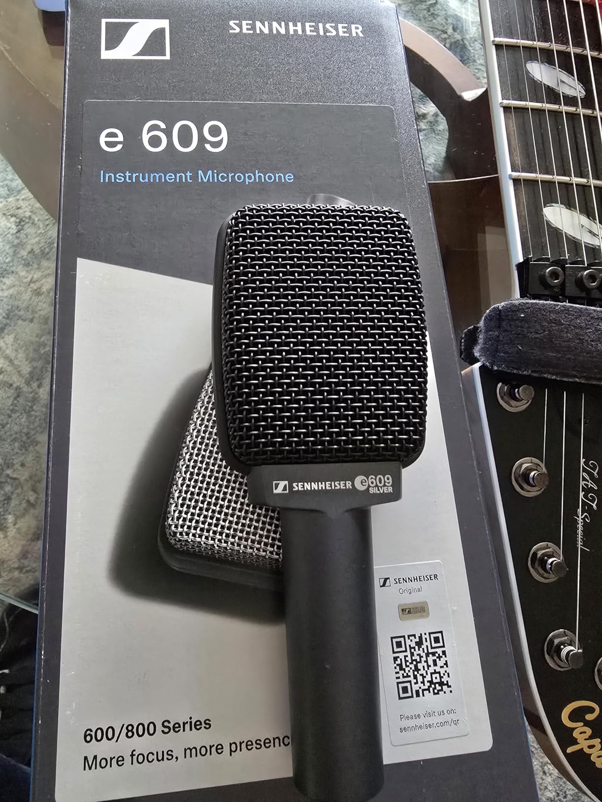 Sennheiser Professional e 609 Silver Super-Cardioid Instrument Microphone,Wired, Wireless customer photo 2