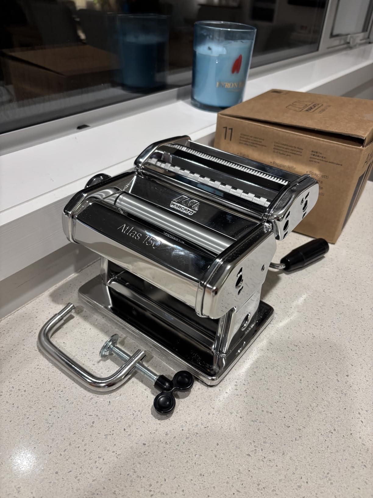 MARCATO Atlas 150 Classic Manual Pasta Maker Machine, Made in Italy, Chrome Steel with Black Hand Crank. Makes Lasagna, Fettuccine & Tagliolini. Made in Italy customer photo 1