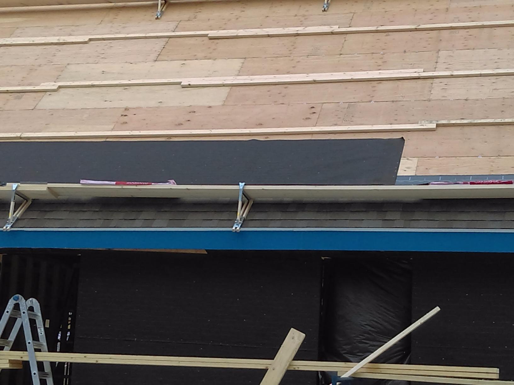 Guardian Fall Protection 2510 Adjustable Wood/Steel Roof Bracket, 12-Inch customer photo 1