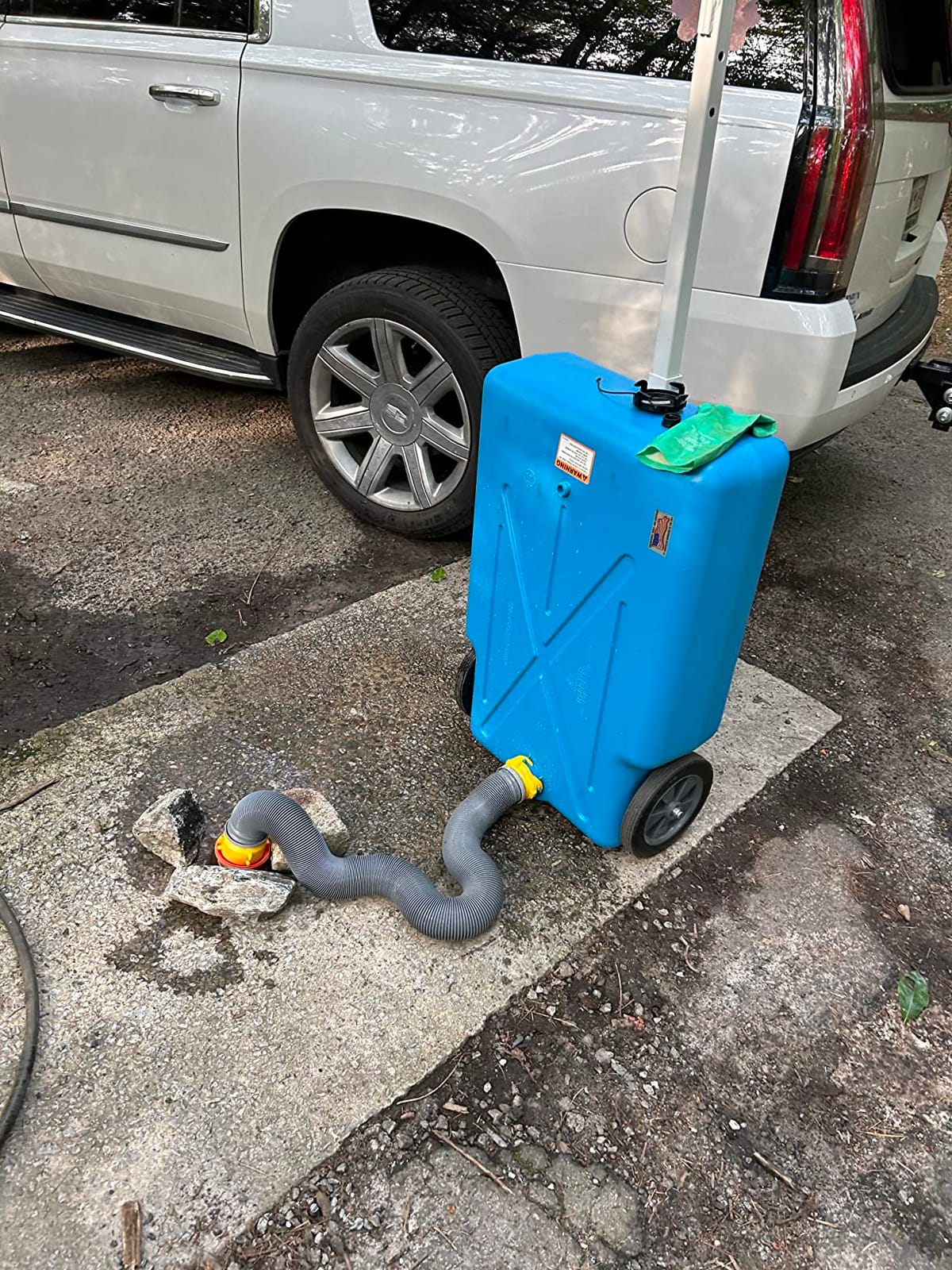 BARKER 11104 Tote-Along Tank - 22 Gallon, Blue customer photo 1