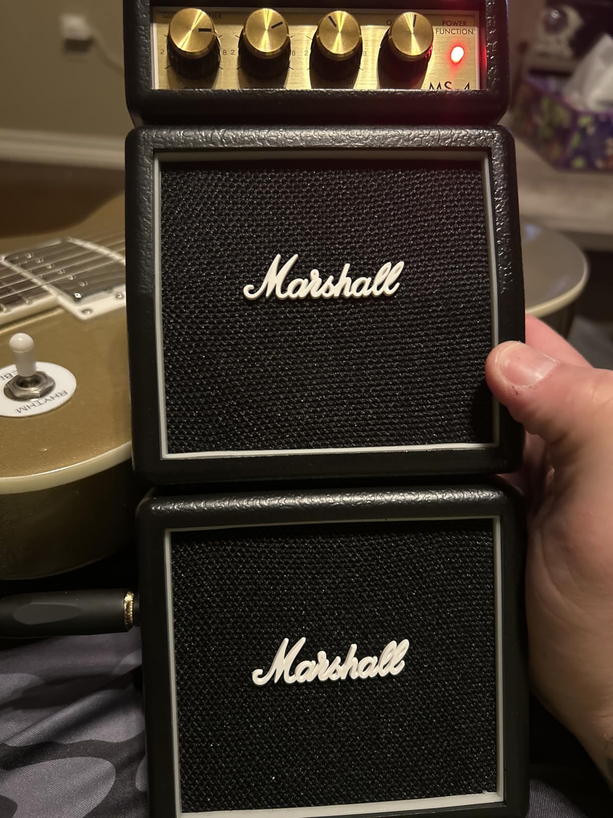 Marshall MS4 Battery-Powered Micro Electric Guitar Amplifier - Black customer photo 2
