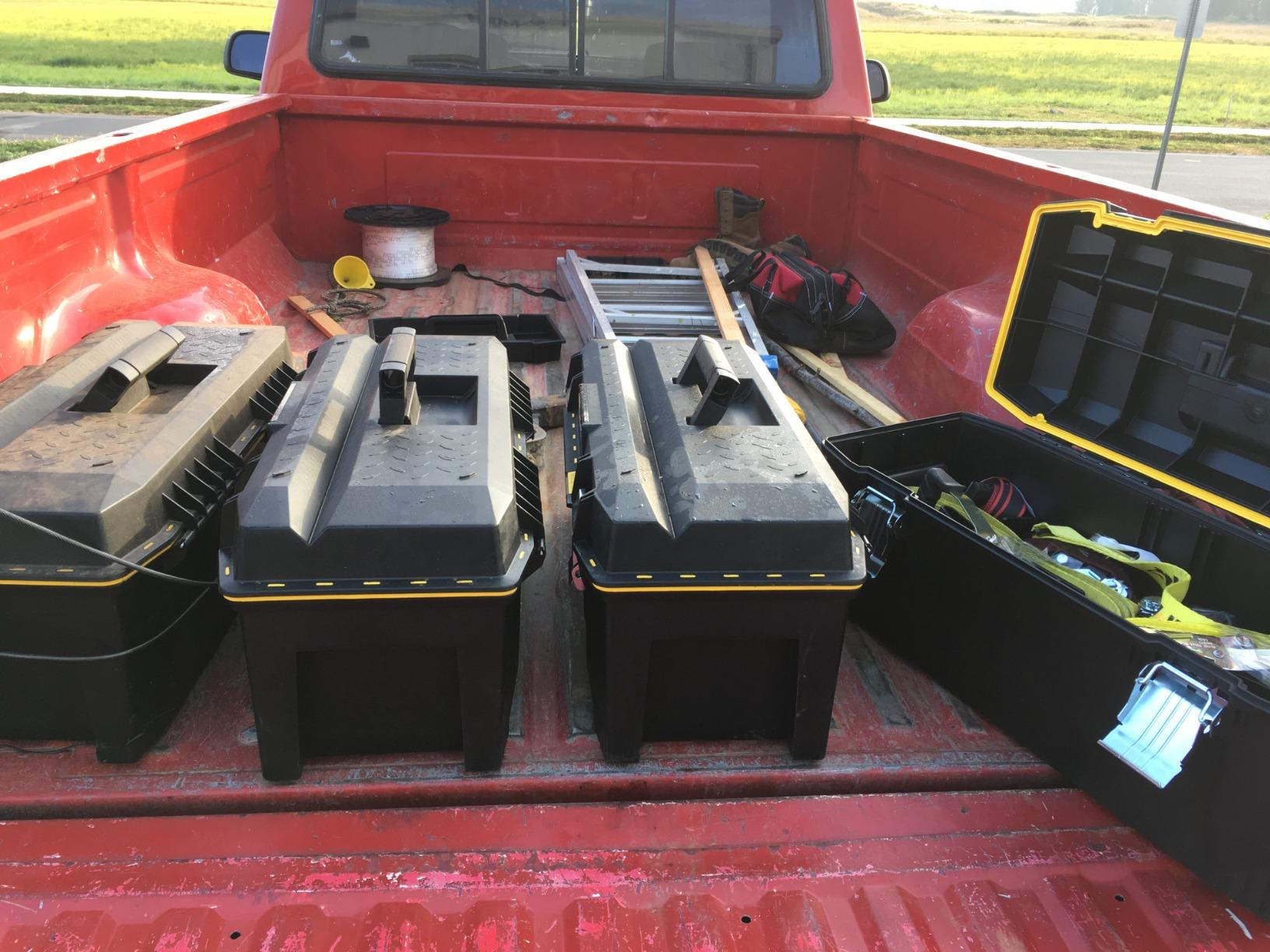 STANLEY 28 in. Structural Foam Portable Toolbox, Heavy Duty (028001L) customer photo 2