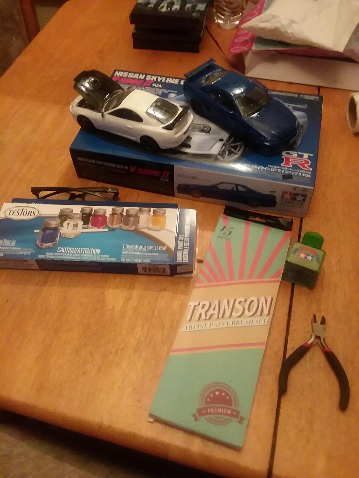 Tamiya Nissan Skyline GT-R R34 V-Spec II 1/24 Scale Model Kit 24258 customer photo 2