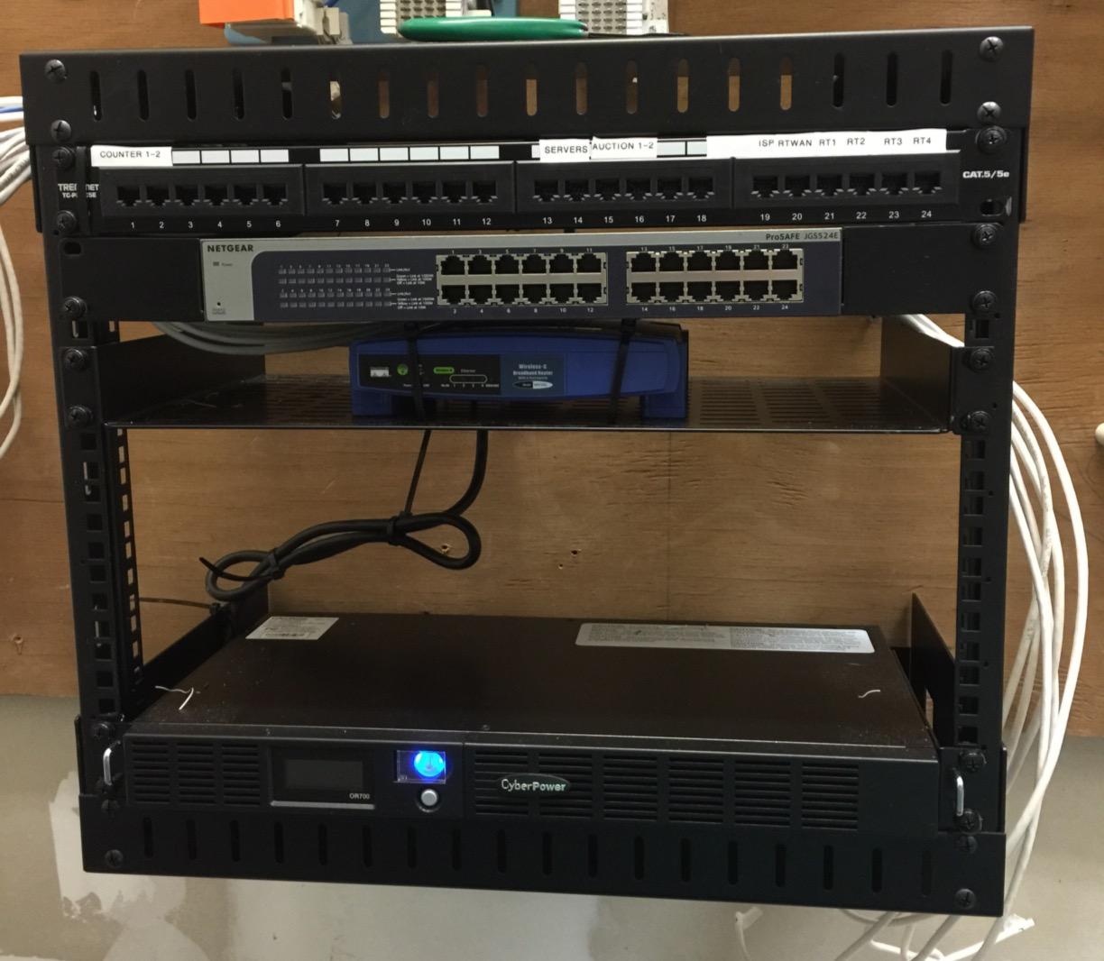 CyberPower OR700LCDRM1U Smart App LCD UPS Battery Backup customer photo 1