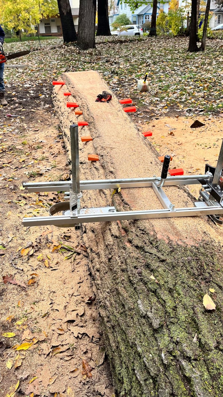 Granberg G555B Edging Mill for 16 to 36 Inch Chainsaw Bars with 12 ft Rails | For 50 to 70 cc or Larger Saws, Solid Steel Bar Required, Pressure Bolts Mount to Bar, Includes Wood Screws and Forming Nails customer photo 1