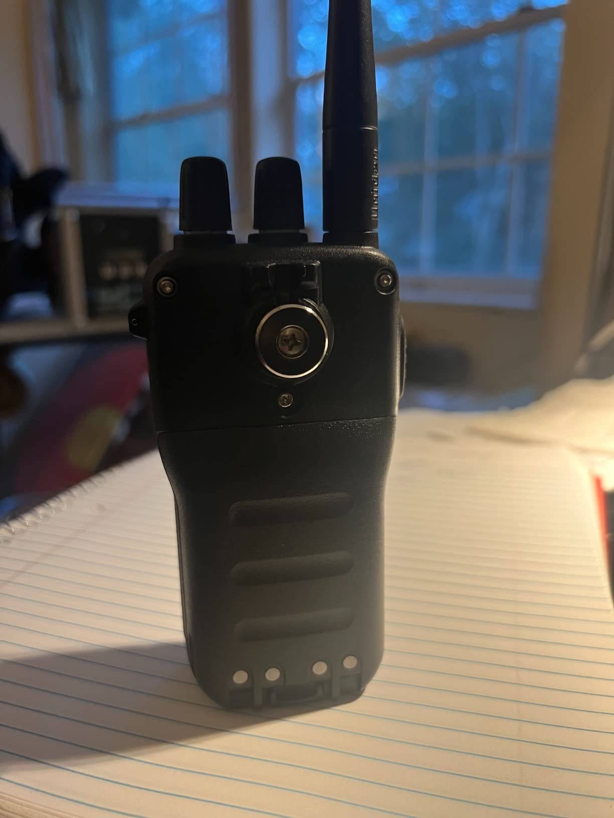 Uniden MHS75 Waterproof Handheld 2-Way VHF Marine radio, Submersible, Selectable 1/2.5/5 Watt Transmit Power. All USA/International and Canadian Marine Channels - Color Black customer photo 2
