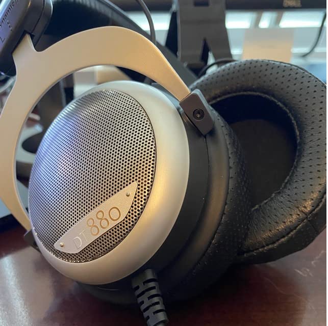 beyerdynamic DT 880 Premium Edition (32 Ohm), Semi-Open Headphones customer photo 2