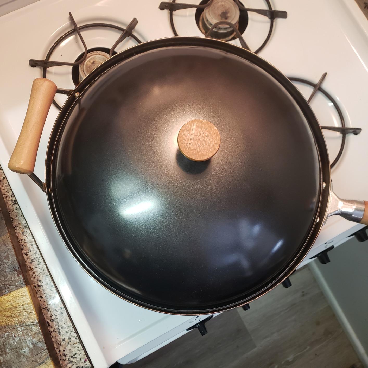 Joyce Chen 31-0066, 13.5-Inch Nonstick Steel Dome Lid for 14-Inch Wok Black customer photo 1