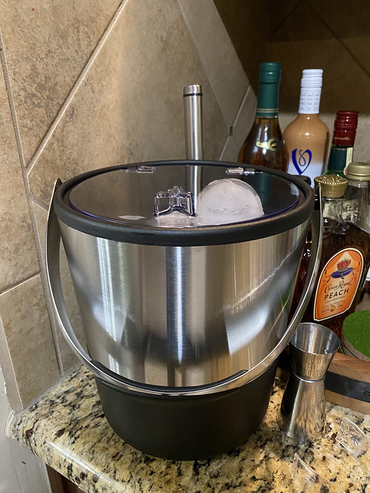Oggi Insulated Ice Bucket, 4 Quart / 3.8 L, Stainless Steel, Black. customer photo 2