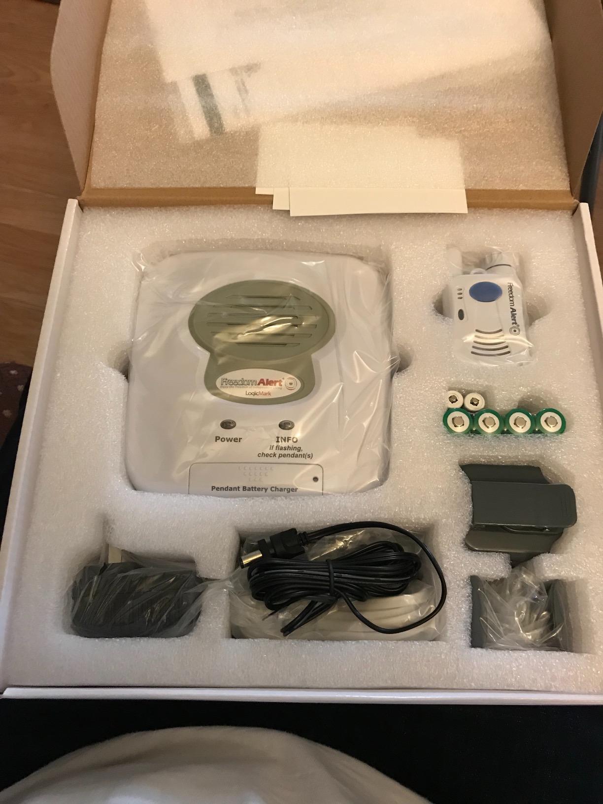 Freedom Alert, Landline Personal Emergency Device, 2-Way Call with Family and Police for Home Safety, Device for Seniors and The Elderly customer photo 2