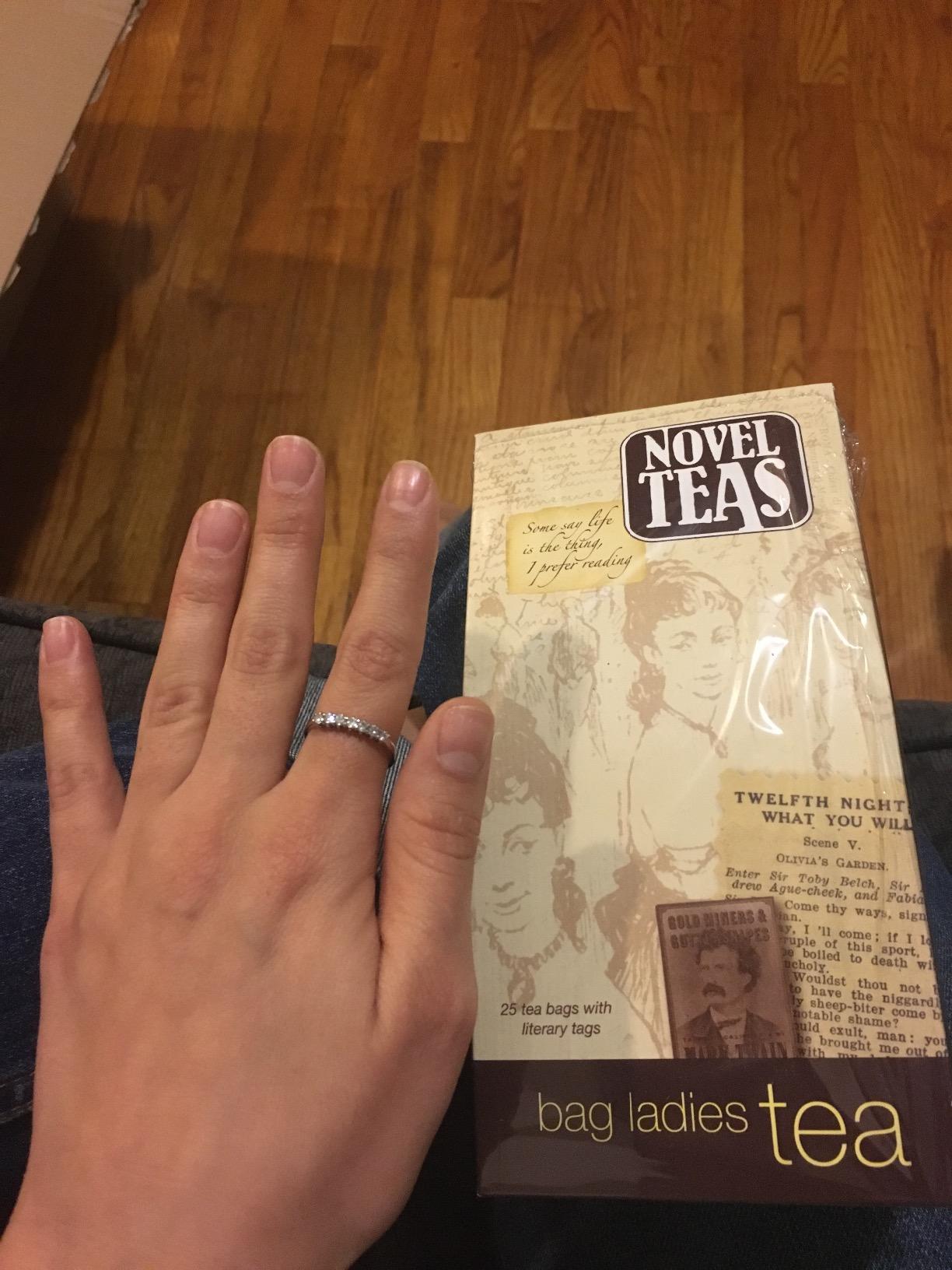 Novel Teas Book Lover's Tea contains 25 teabags individually tagged with literary quotes from the world over, made with the finest English Breakfast tea, for the book lover customer photo 1