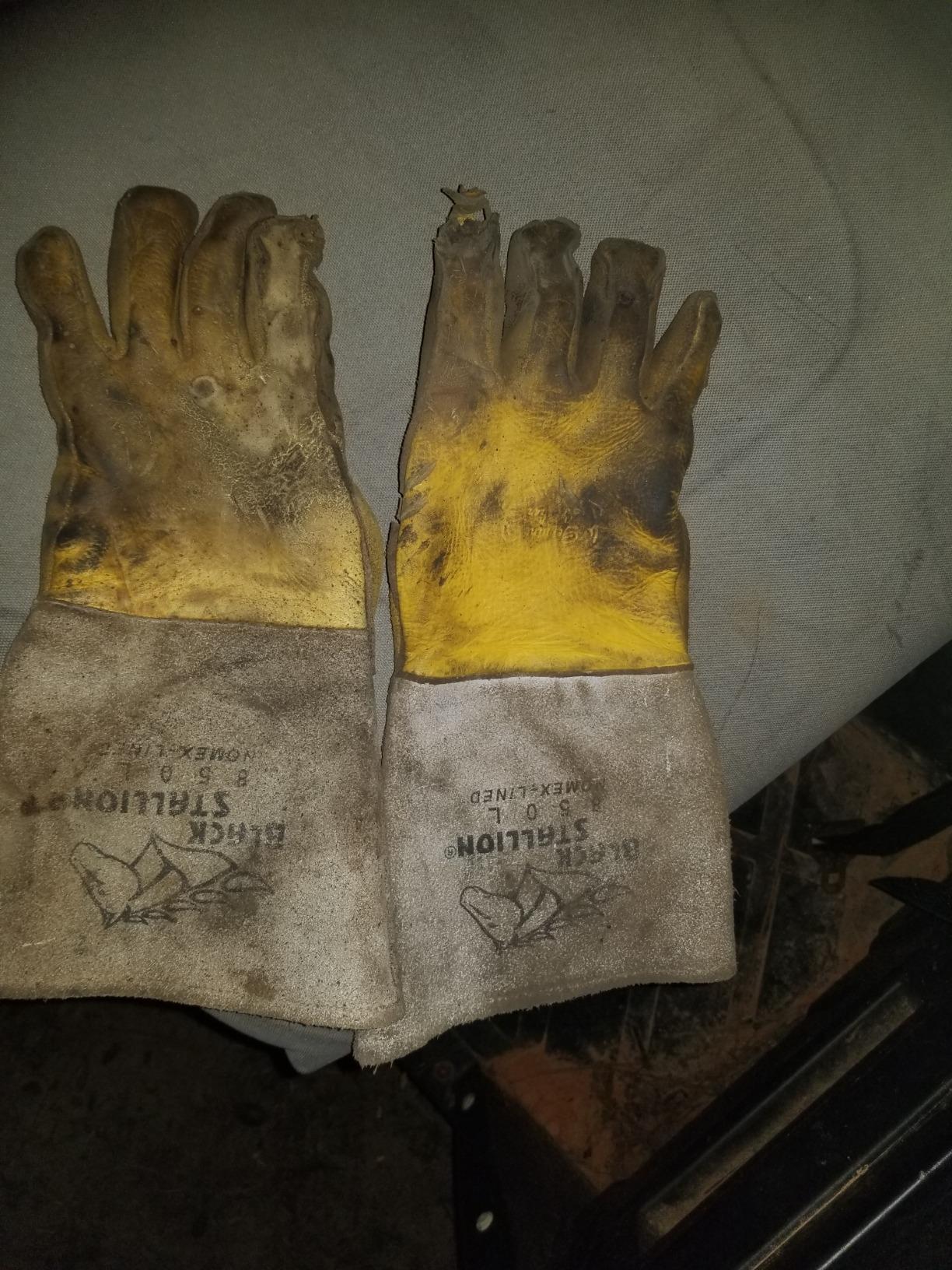 Revco 850L Flame Resistant Nomex Lined Elkskin Stick Welding Gloves L customer photo 1