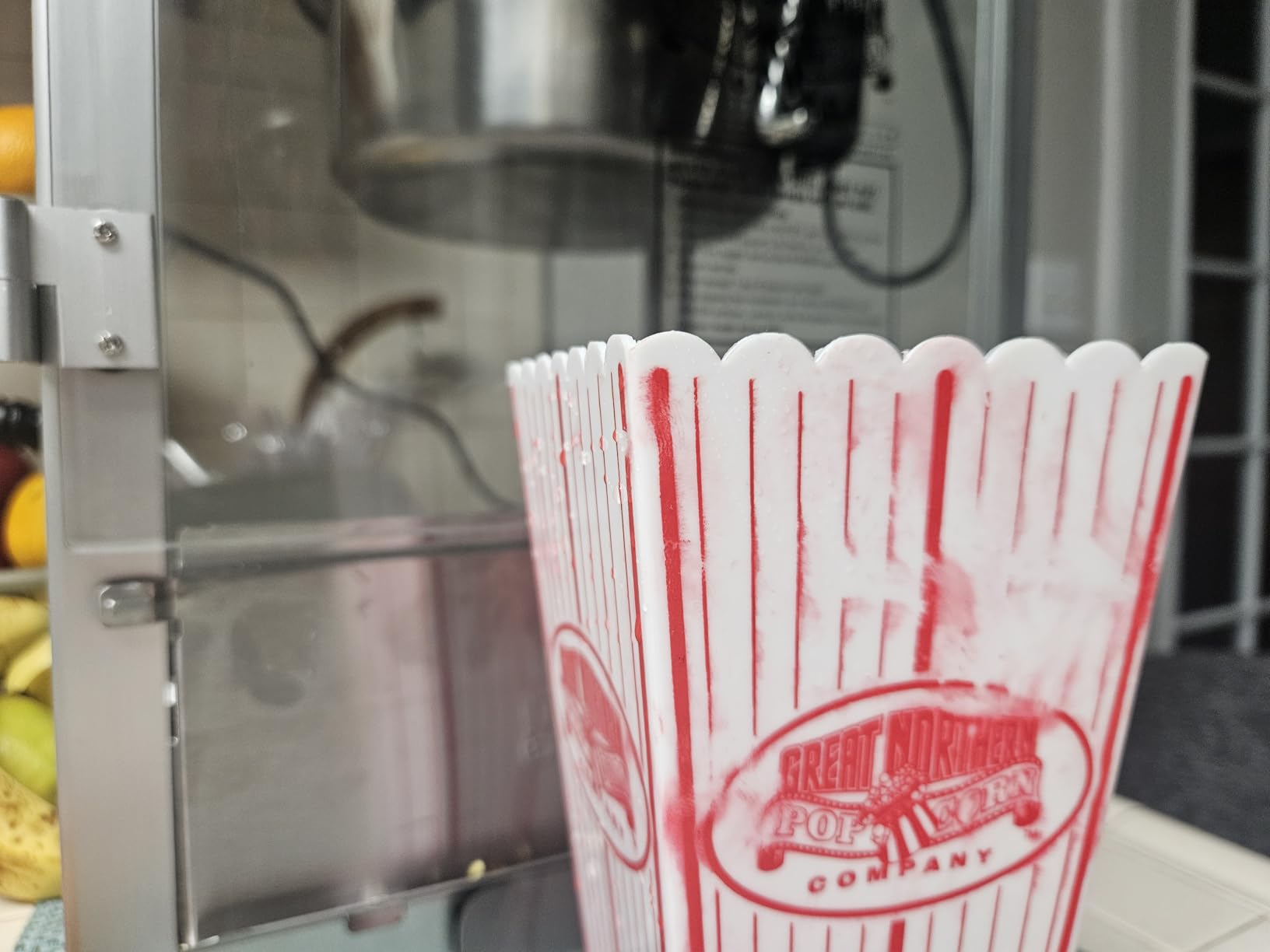Matinee Popcorn Machine - 8oz Popper with Stainless-Steel Kettle, Reject Kernel Tray, Warming Light, and Accessories by Great Northern Popcorn (Black) customer photo 1