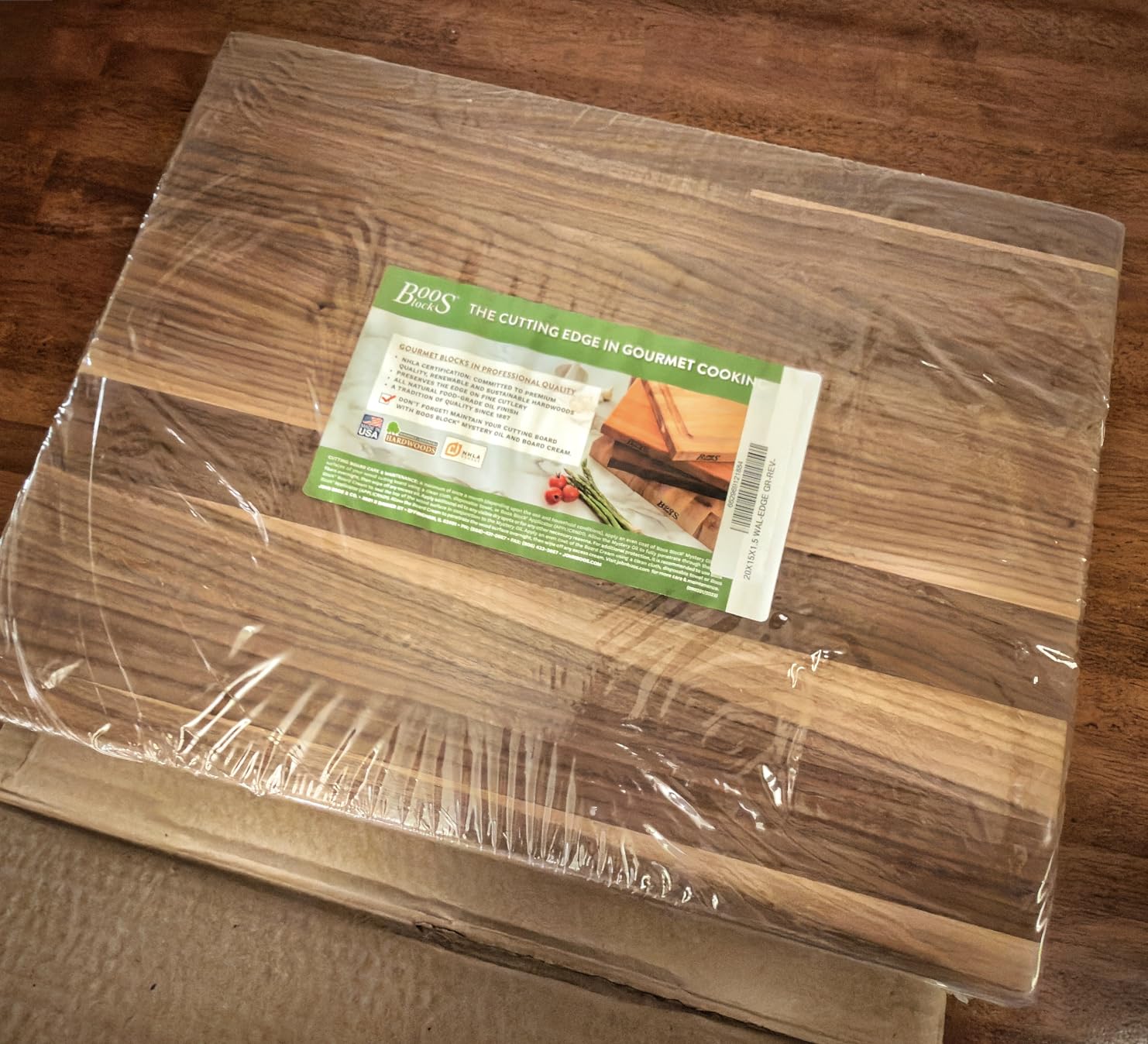 John Boos R-Board Series Rectangular Wooden Walnut Cutting Board 18”x12” customer photo 2