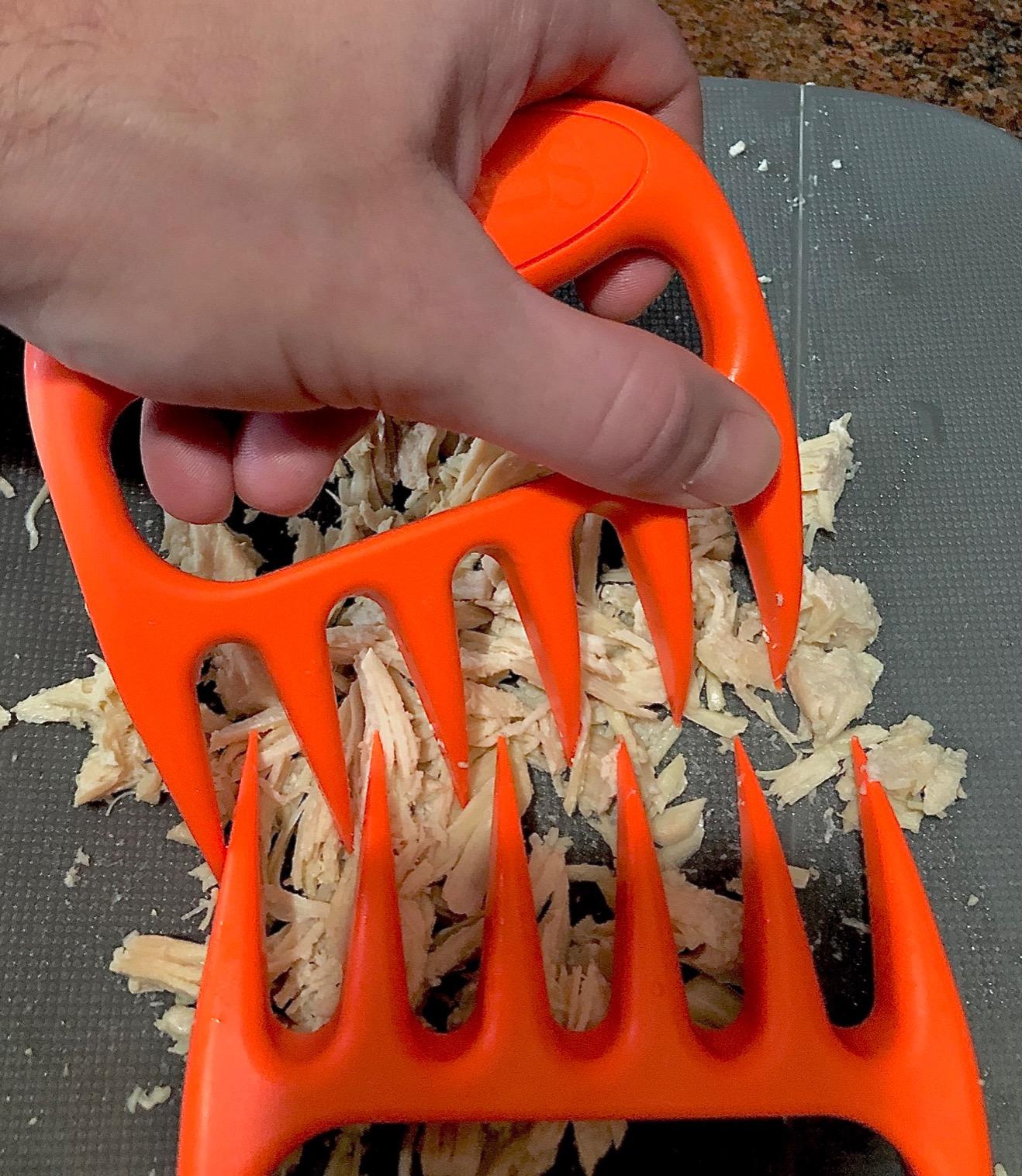 Bear Paws Meat Claws - The Original BBQ Meat Shredder Claws - Black customer photo 2