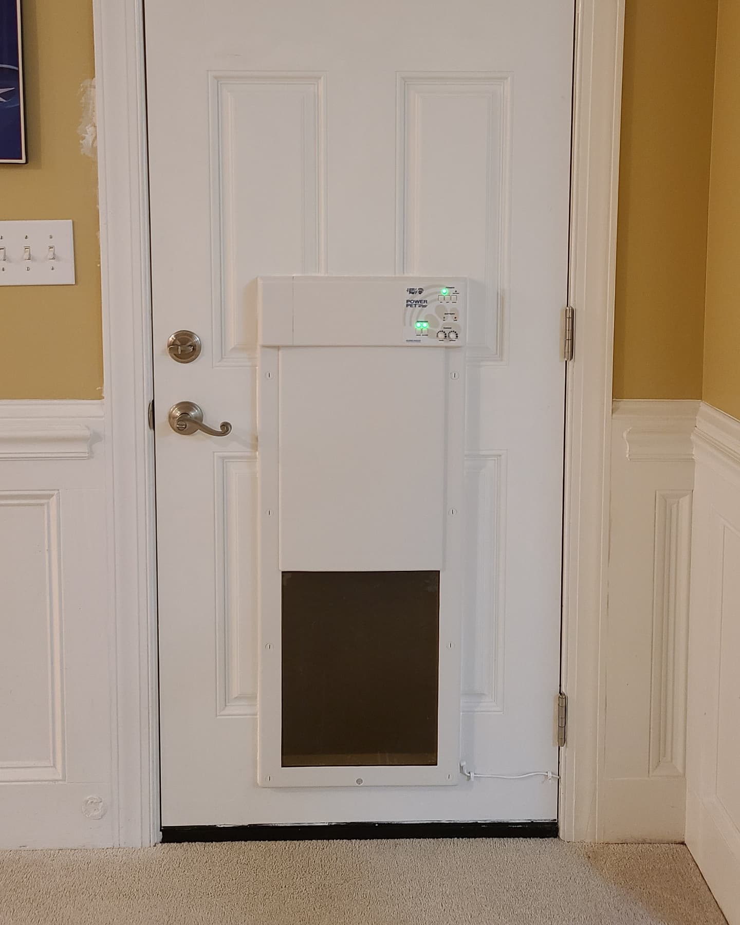 Genuine Power Pet Fully Automatic Pet Door from High Tech Pet Brand. Pet Collar Operated, 4 Way Access, Directional Sensing, Dead Bolt Lock, Air Tight, Quick, Quiet Operation, USA Customer Service customer photo 1
