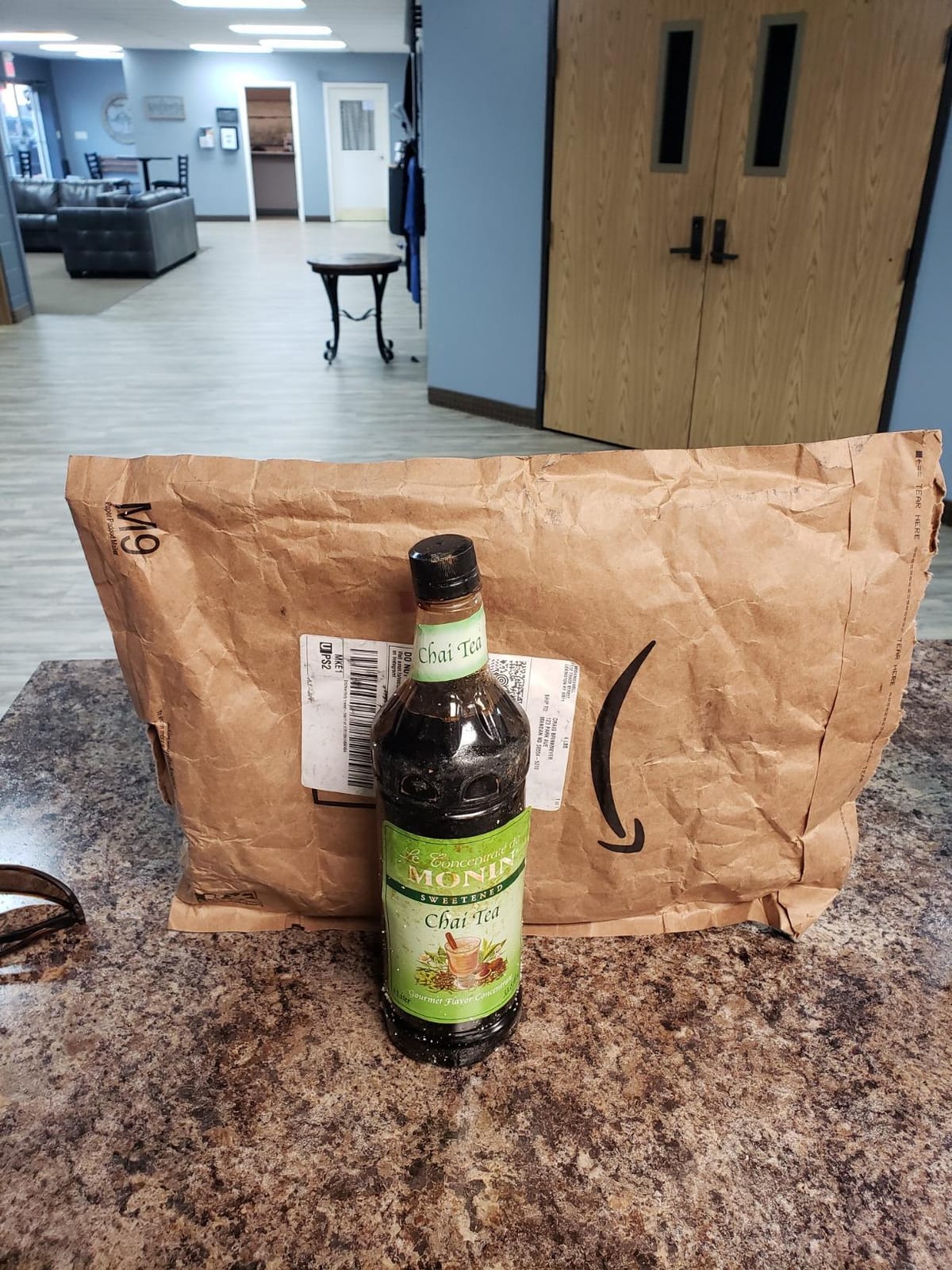 Monin - Chai Tea Concentrate, Spiced Green Tea Flavor, Natural Flavors, Great for Spiced Chai Teas, Coffee Drinks, Dessert Cocktails, and Other Culinary Creations, Non-GMO, Gluten-Free (1 Liter) customer photo 2