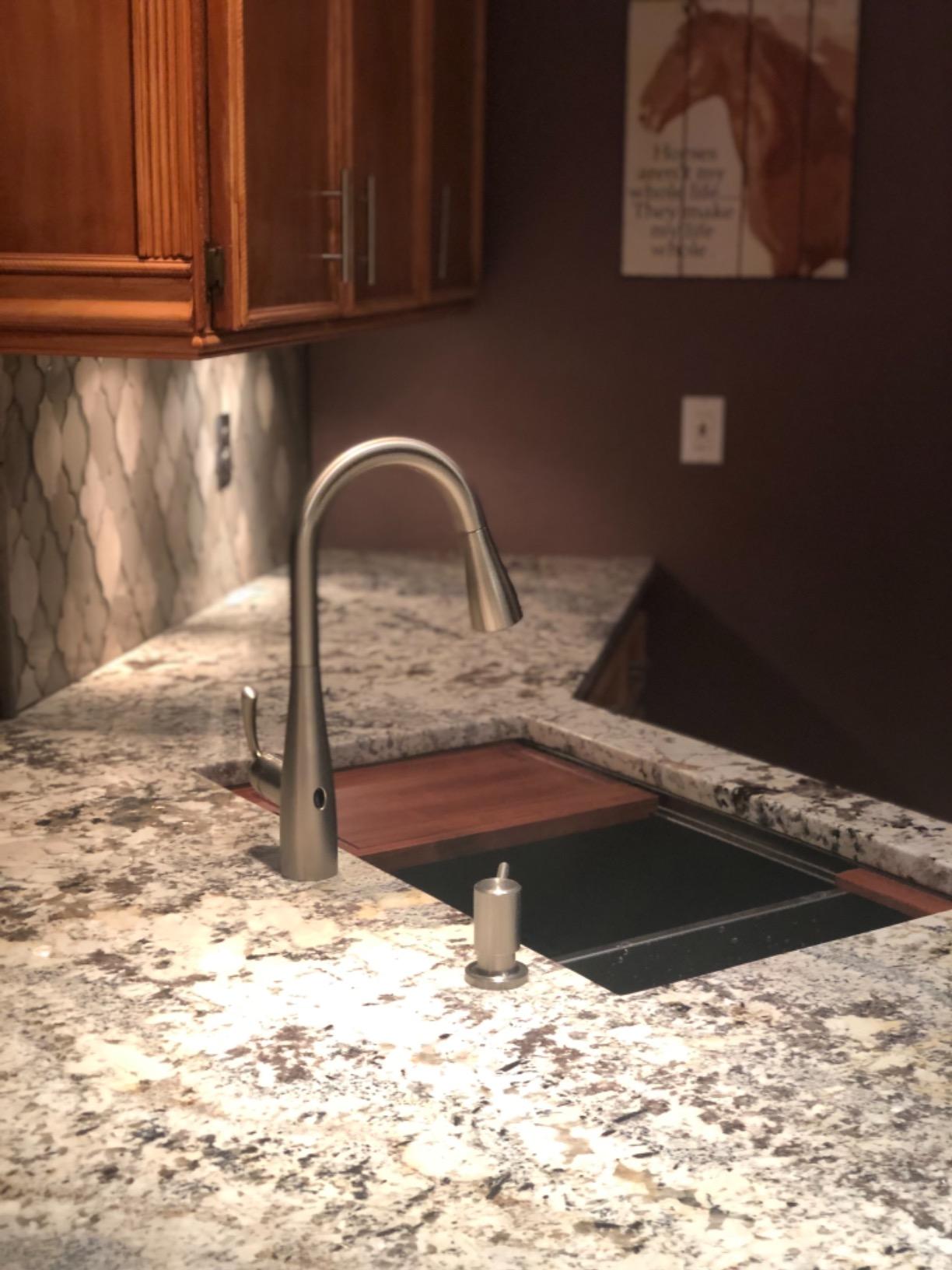 Ruvati 32-in Stainless Steel Undermount Workstation Kitchen Sink-RVH8300 customer photo 1