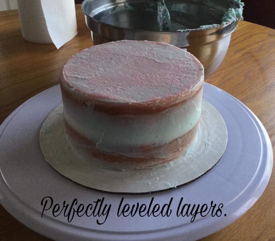 Wilton Adjustable Cake Leveler, Even Layers, 12 x 6.25 Inch customer photo 1