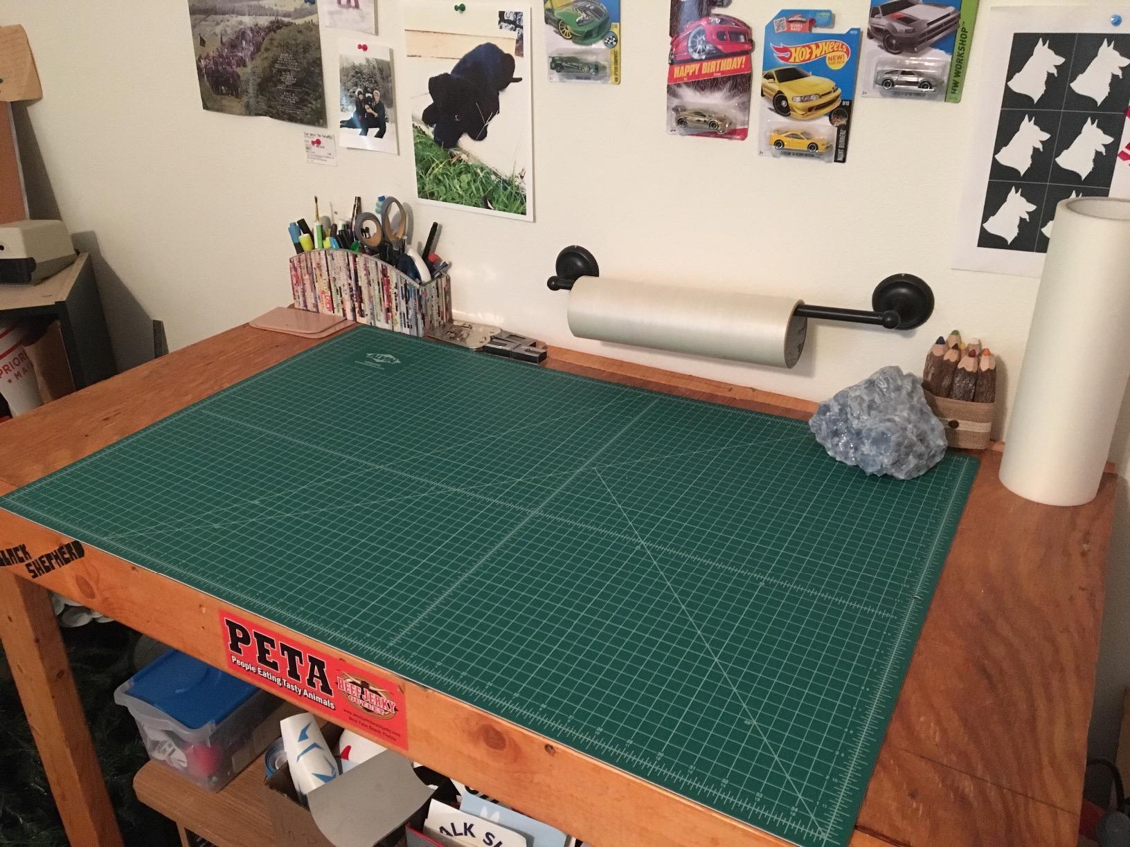 ALVIN GBM Self-Healing Cutting Mat 24 x 36 inch | Double-Sided Green/Black | 5-Layer Gridded Surface for Arts, Crafts and Sewing - Model GBM2436 customer photo 1