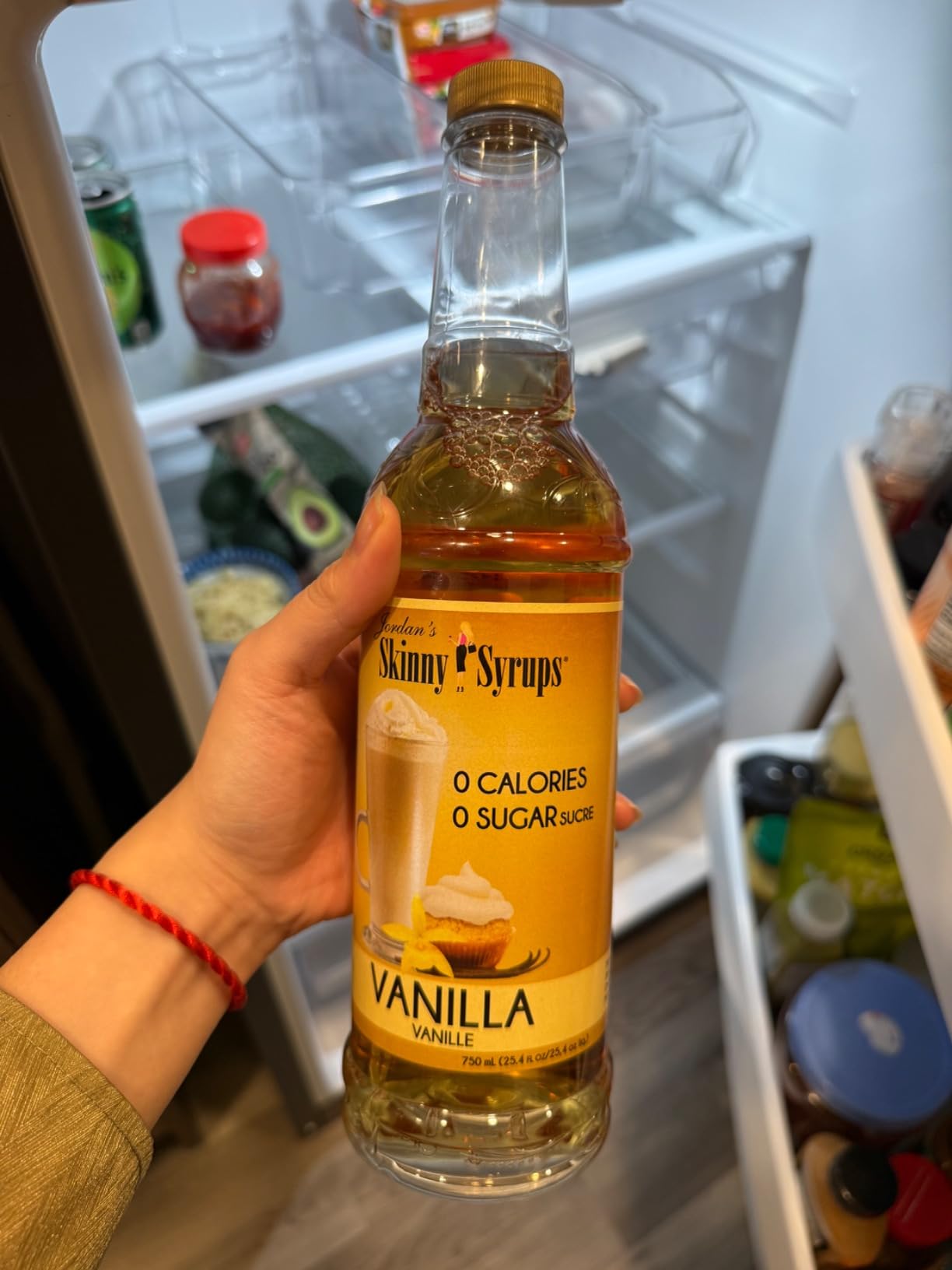 Jordan's Skinny Mixes Sugar Free Coffee Syrup, Vanilla Coffee Flavoring Syrup, Zero Calorie Drink Mix, Lattes, Baking, Protein Shake or Cocktail, Dairy & Gluten Free, Kosher, 25.4 Fl Oz customer photo 2