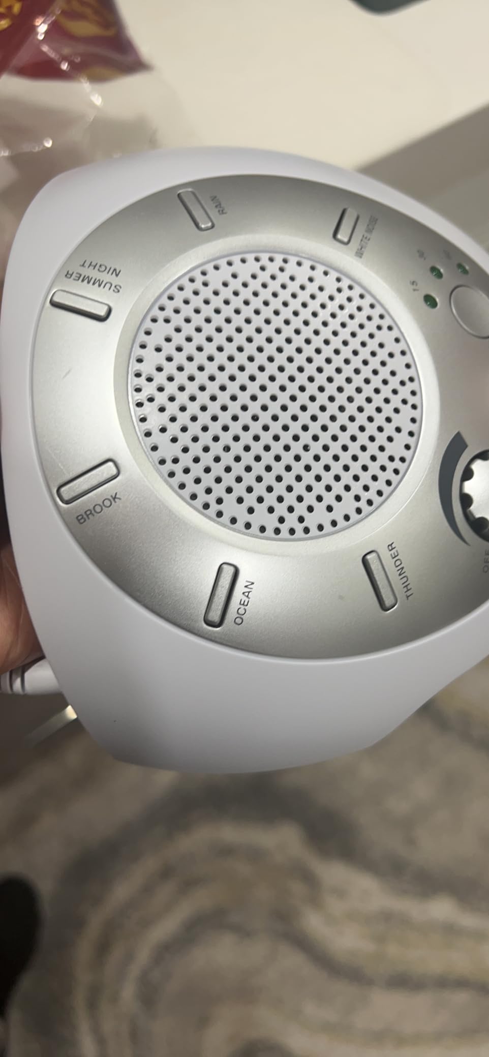 Homedics SoundSleep White Noise Sound Machine, Silver customer photo 2