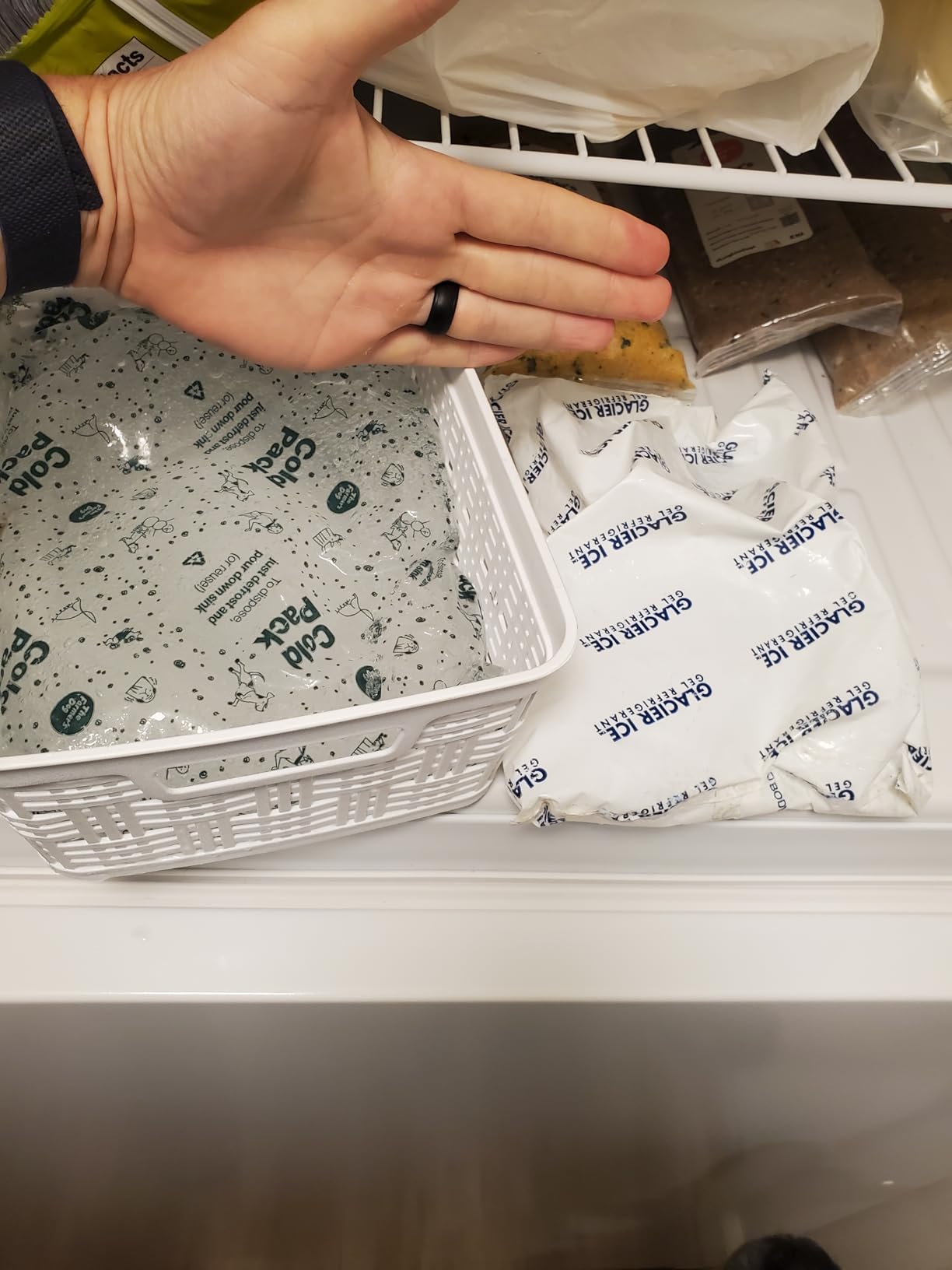 Coleman Xtreme Rolling Cooler with Wheels, Extra-Walled Insulation Keeps Ice up to 5 Days, Portable Wheeled Hard Chiller customer photo 2