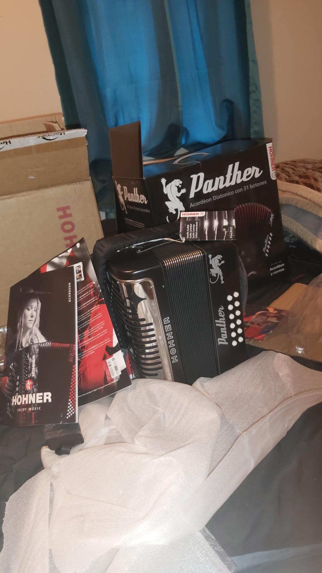 HOHNER Accordion, 12 x 7.5 (3100FB) customer photo 1