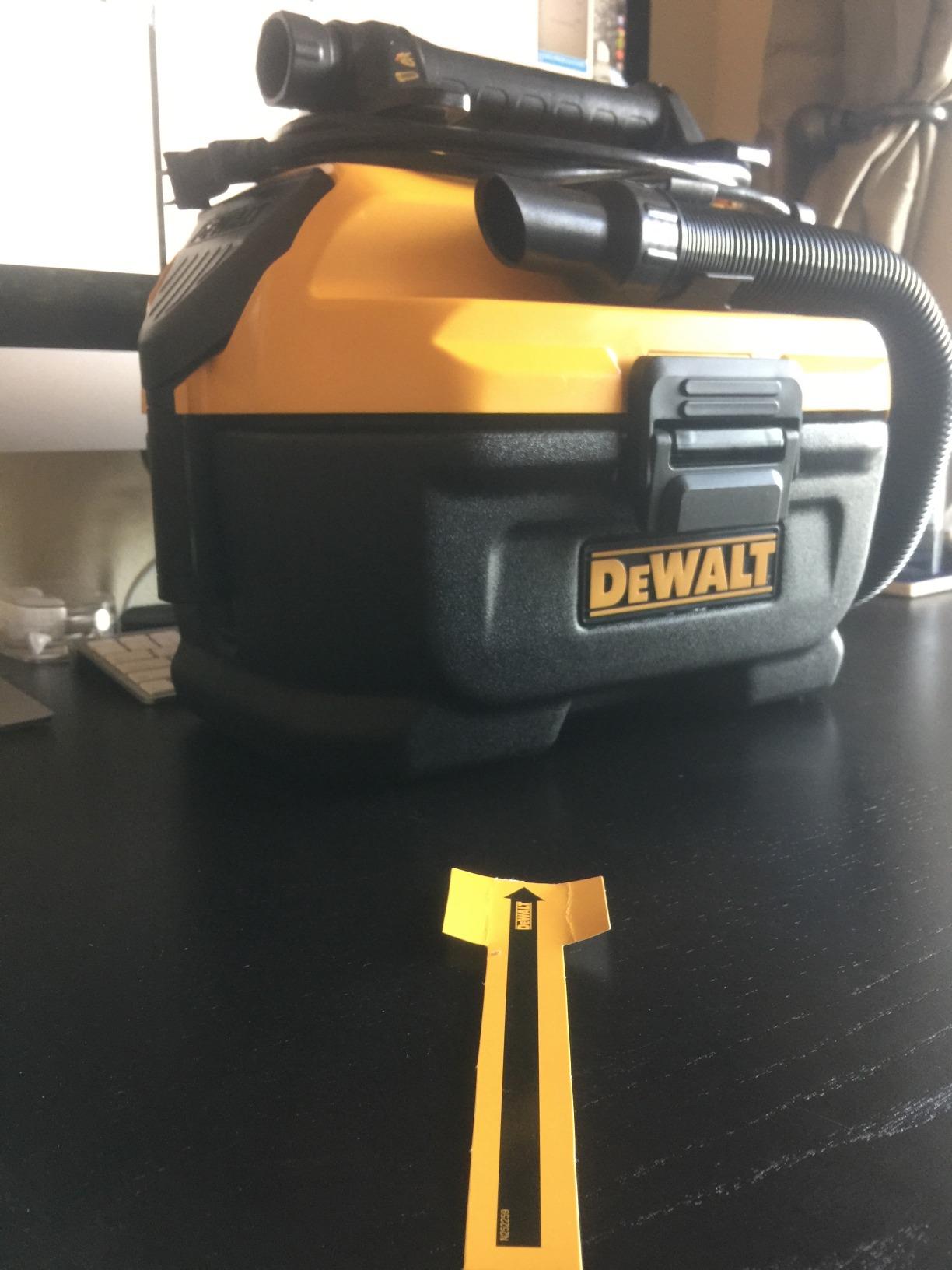 DEWALT 20V MAX Shop Vacuum Wet and Dry, Shop Vac 2 Gallon, Cordless and Corded Wet Dry Vacuum Cleaner, Wide Nozzle, Hepa Filter, Tool Only (DCV581H) customer photo 2