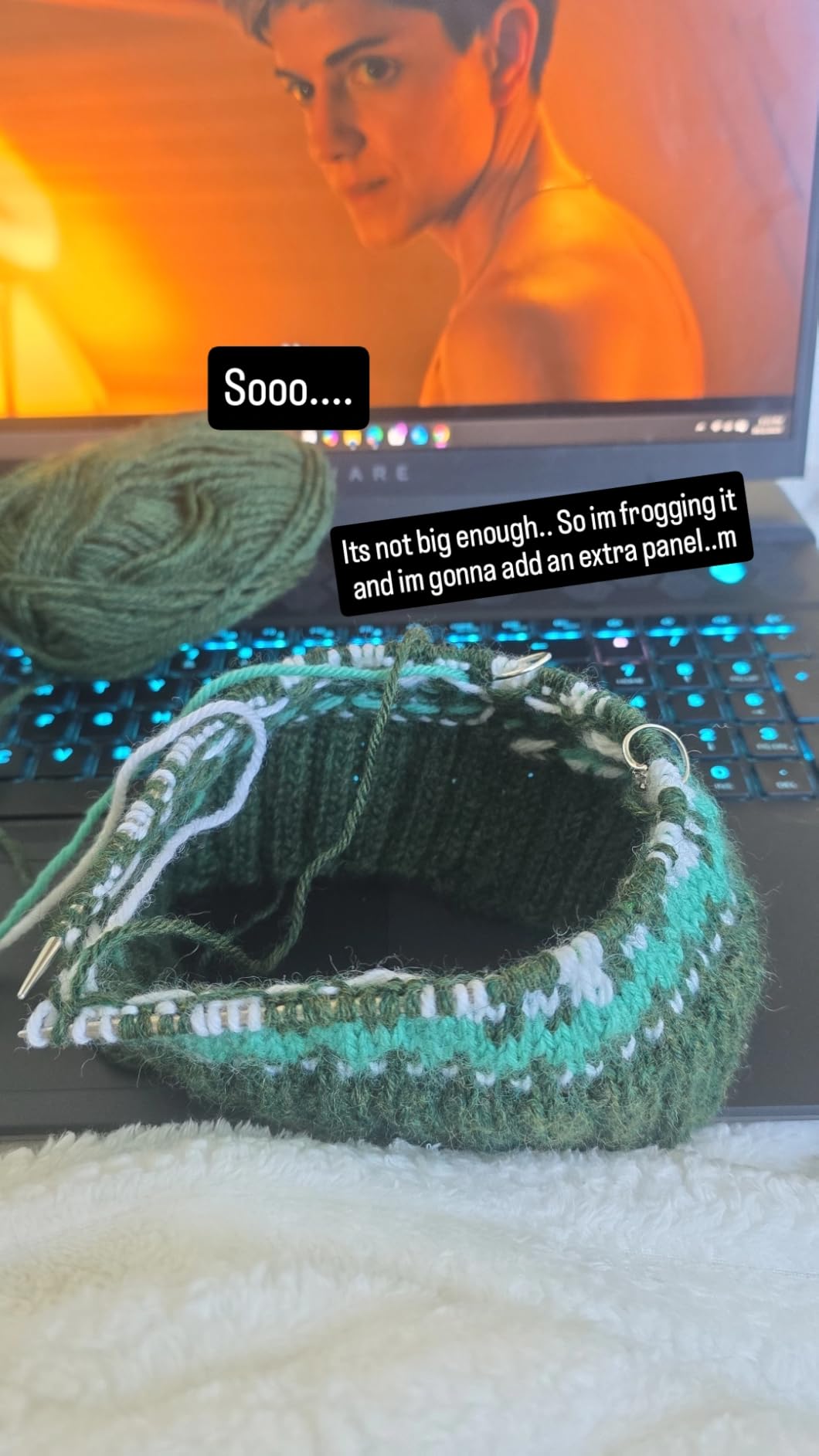 Knit Picks Wool of the Andes Blue 100% Wool Yarn for Knitting | 50g of soft worsted weight crocheting yarn in Sapphire Heather color, good for felting. customer photo 1