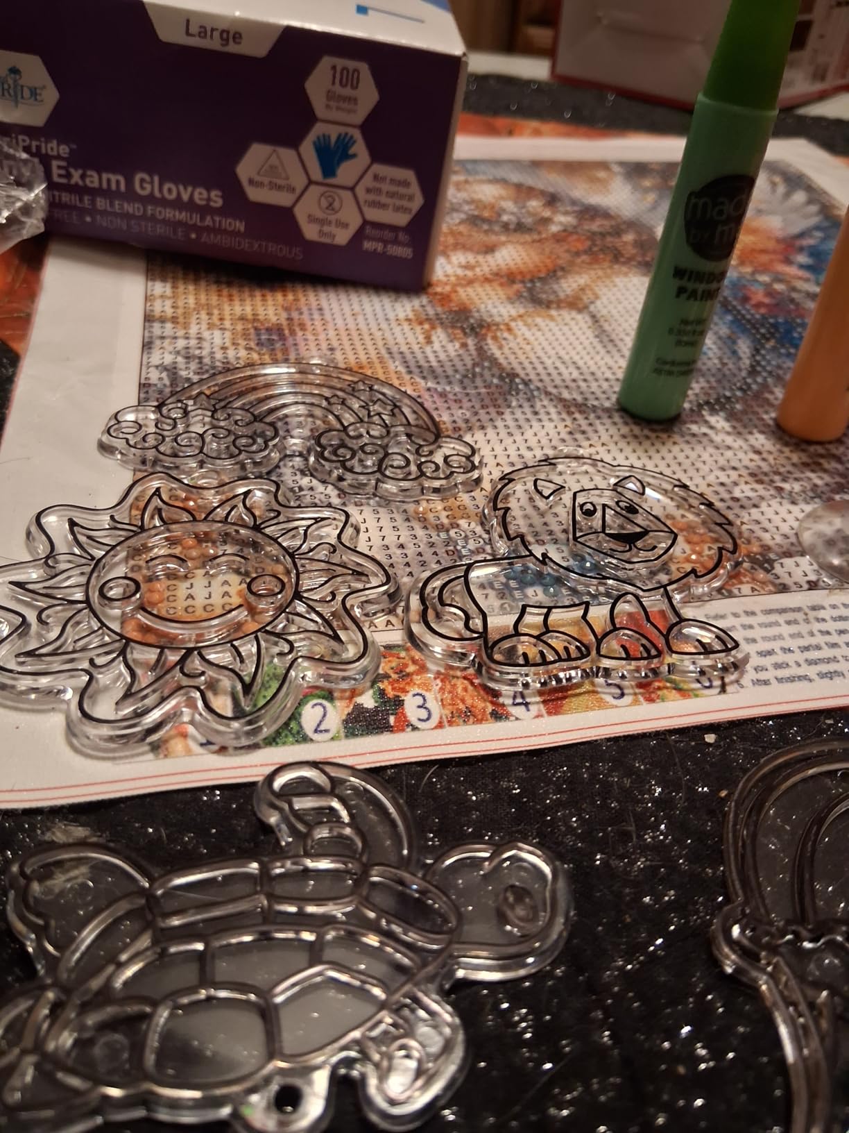 Made By Me Create Your Own Window Art Kit, Suncatchers, Makes 20+ Projects customer photo 2