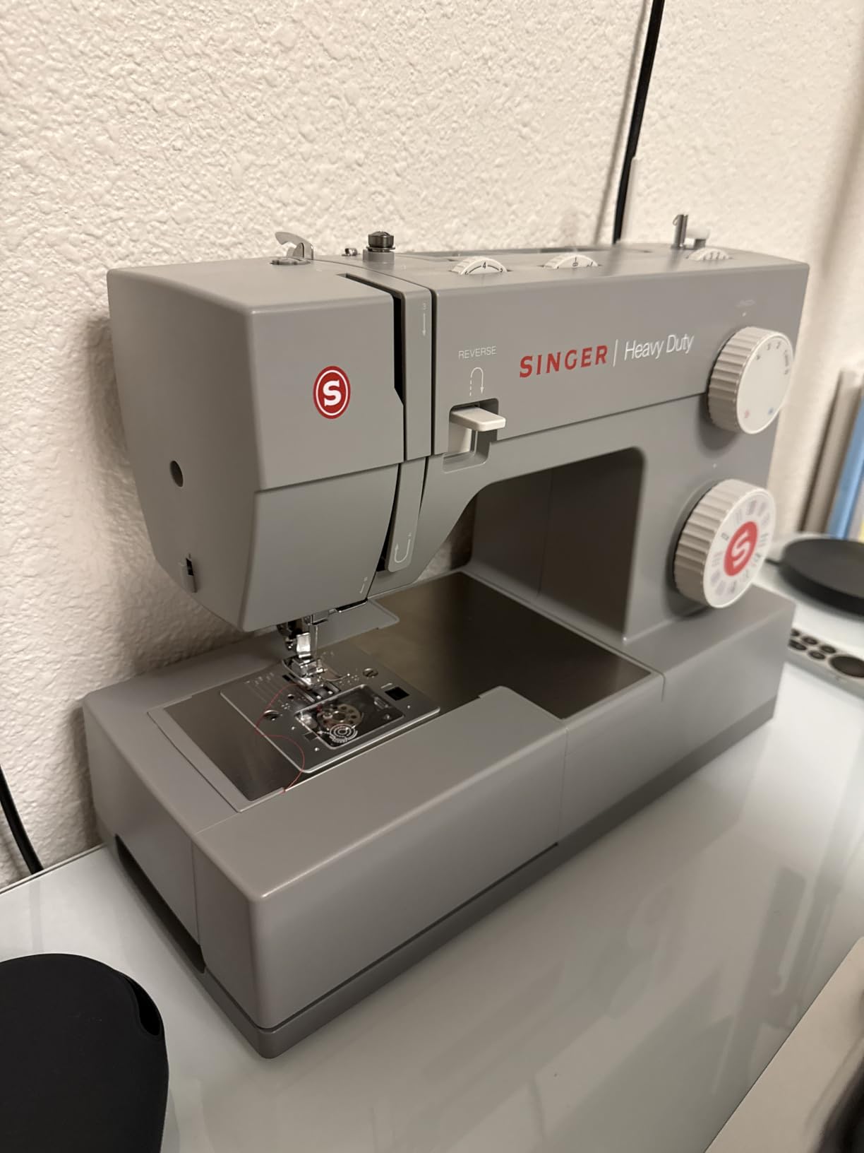 SINGER® 4432 (Grey) High Speed Heavy Duty Sewing Machine + Accessory Kit customer photo 1