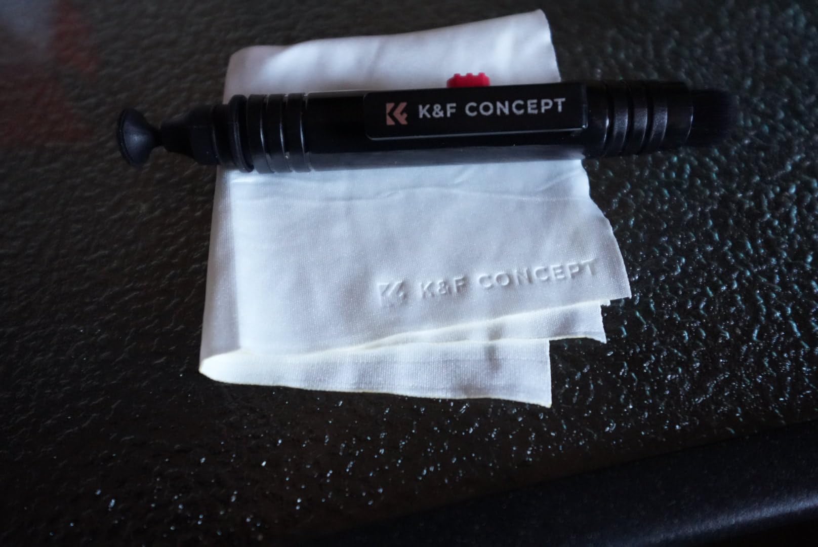 K&F CONCEPT 4 in 1 Camera Lens Cleaning Kit for Photography Beginner customer photo 2