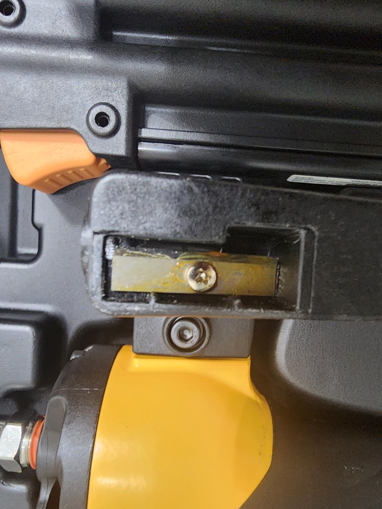 BOSTITCH Brad Nailer Kit, 18GA, Smart Point, Pneumatic (BTFP12233) customer photo 2